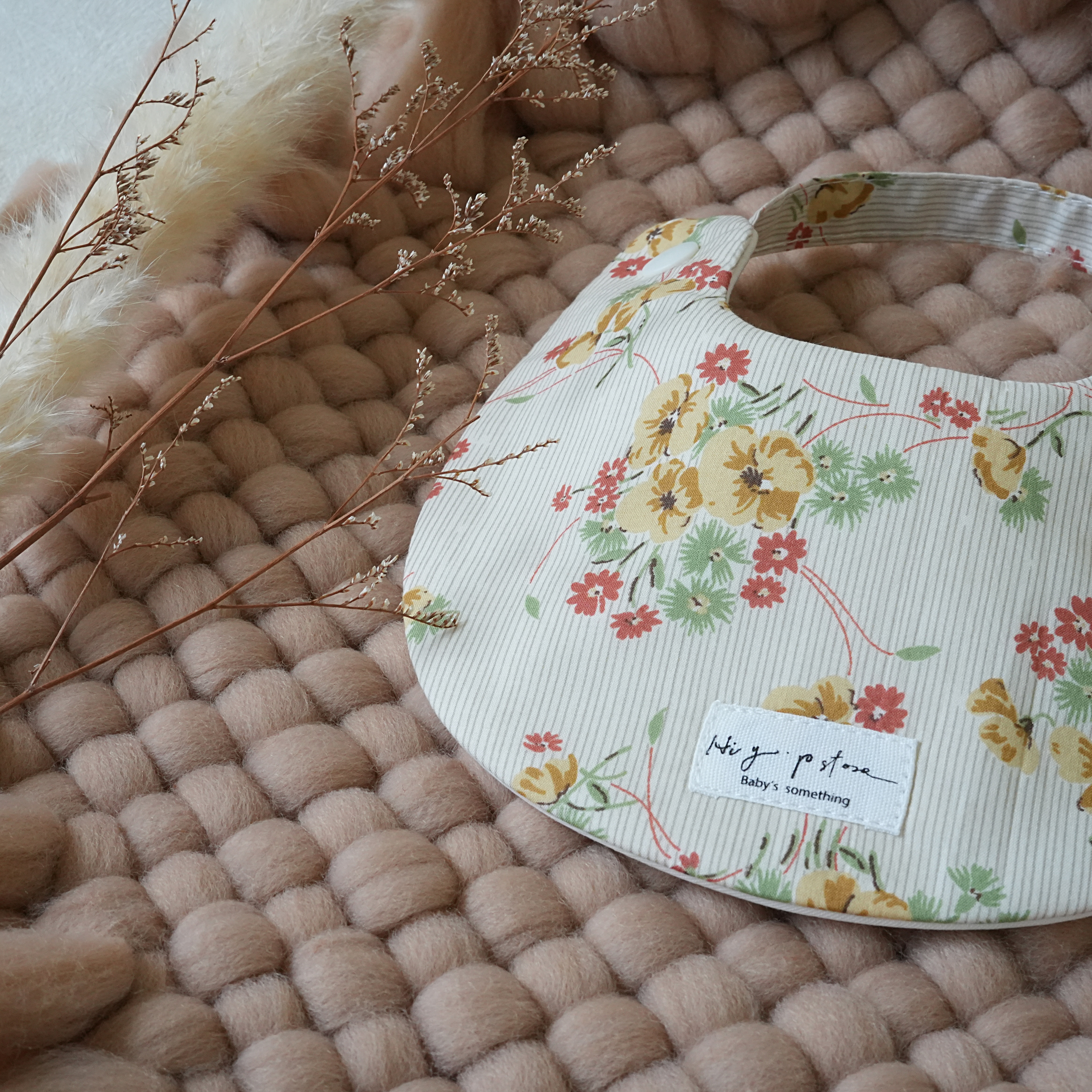 Hi Y.P store-手作圍兜-花賞時光