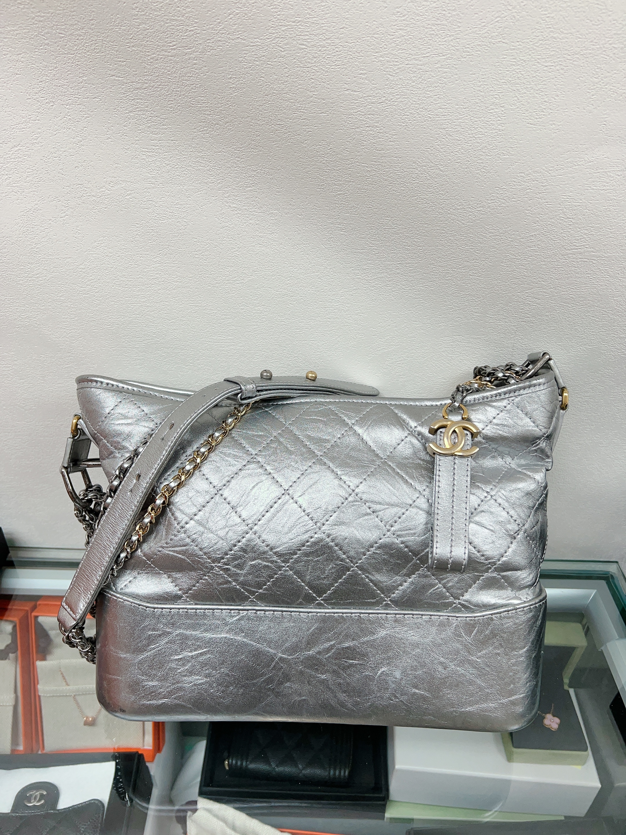 Chanel gabrielle hobo medium silver