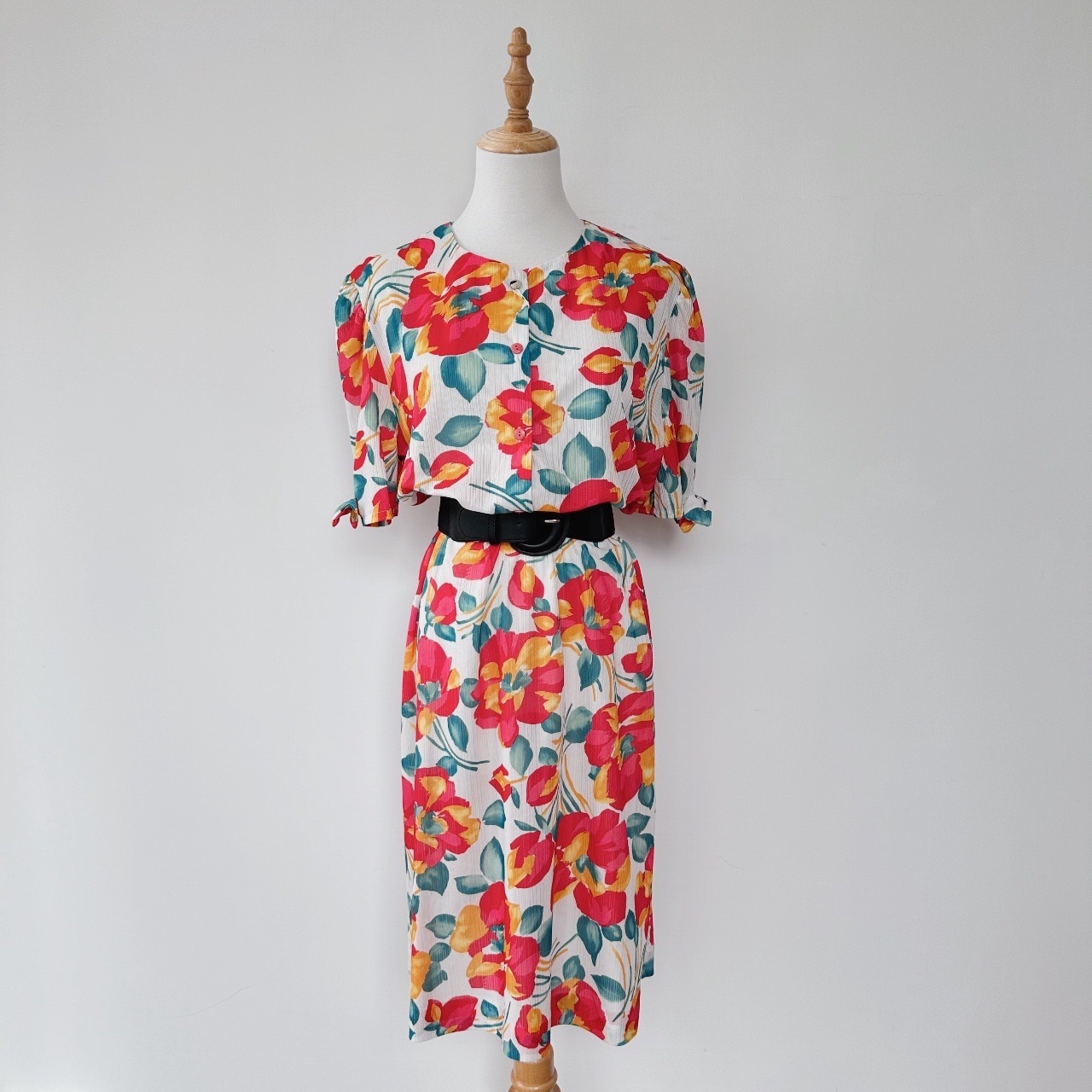 紋理感大紅花活潑古着連身裙