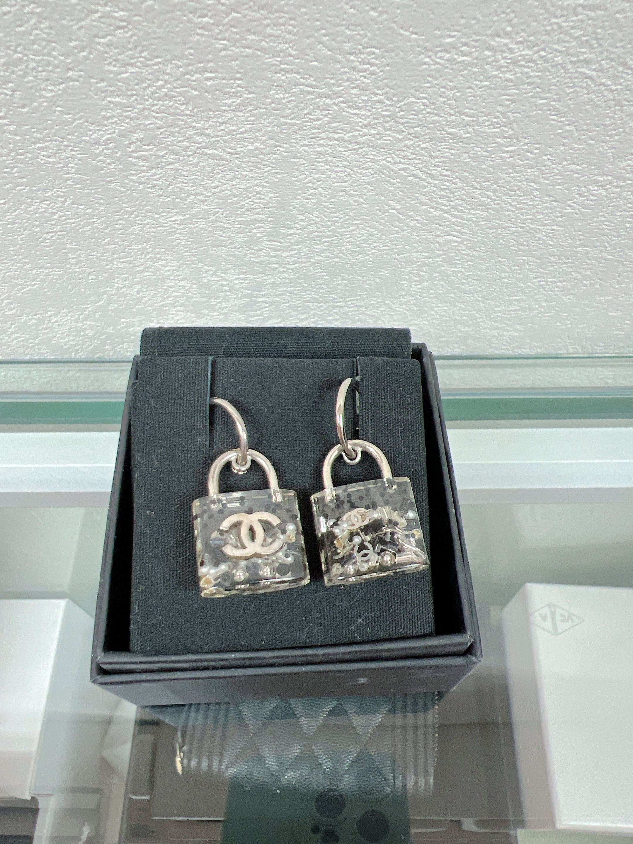 Chanel earrings lock 14k