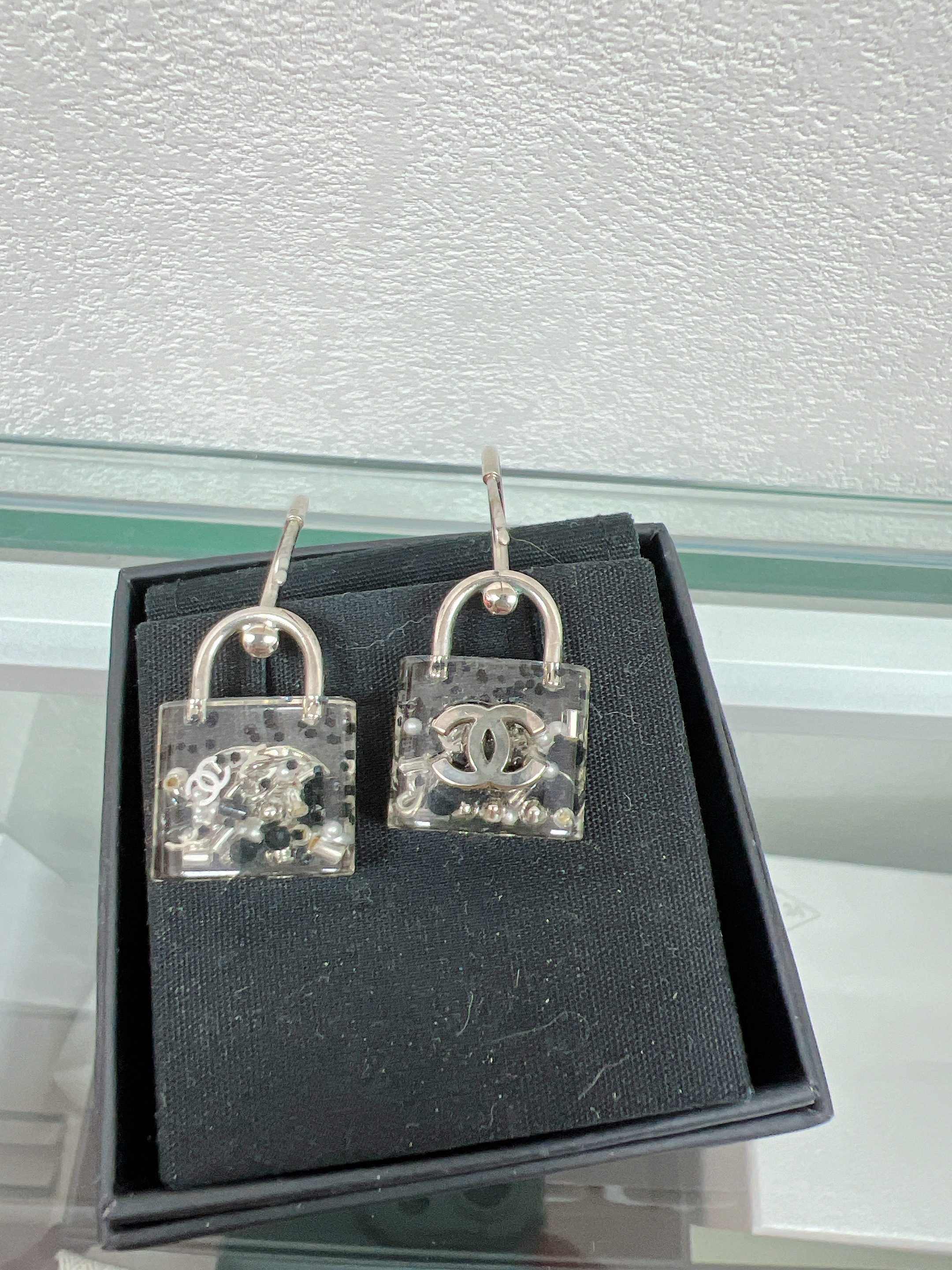 Chanel earrings lock 14k