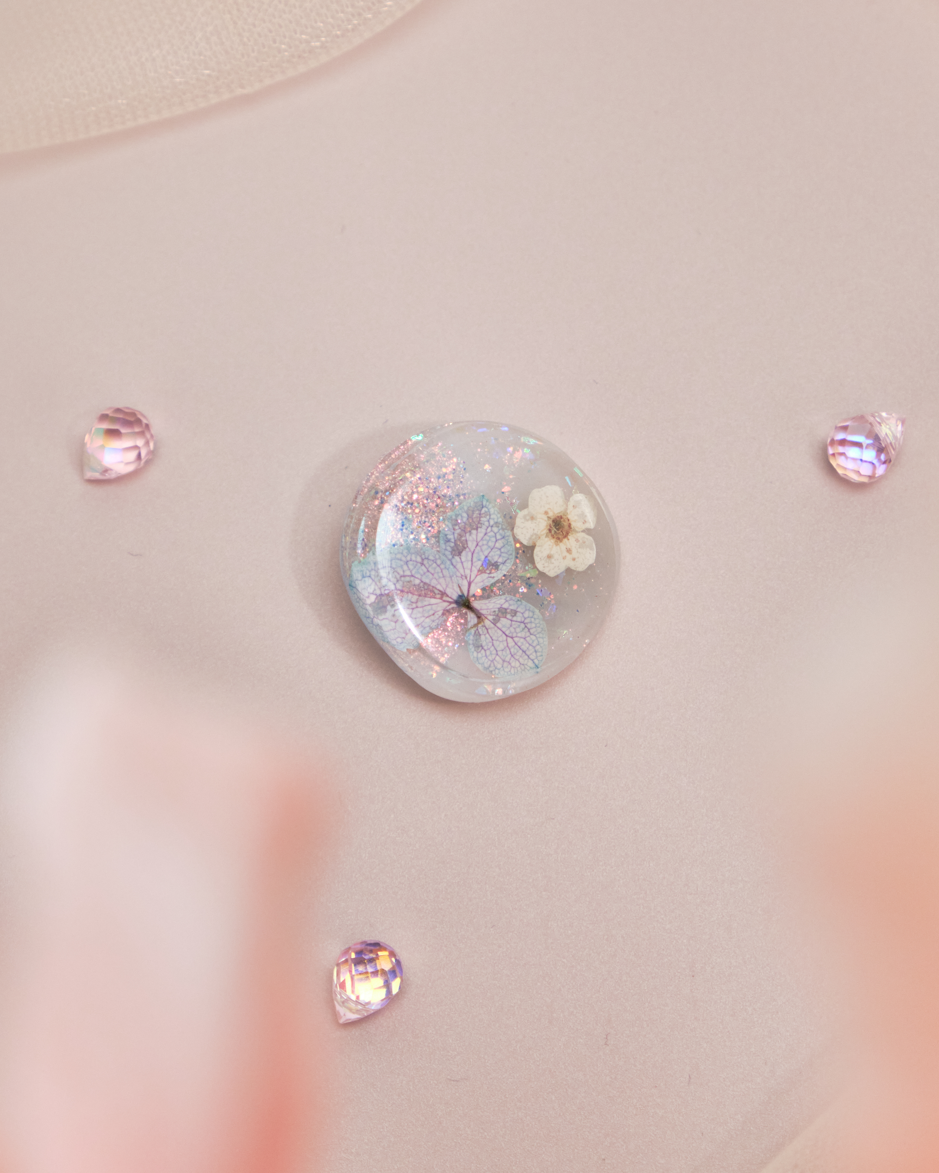 11129 Dreamy Resin Flower Duckbill Clip