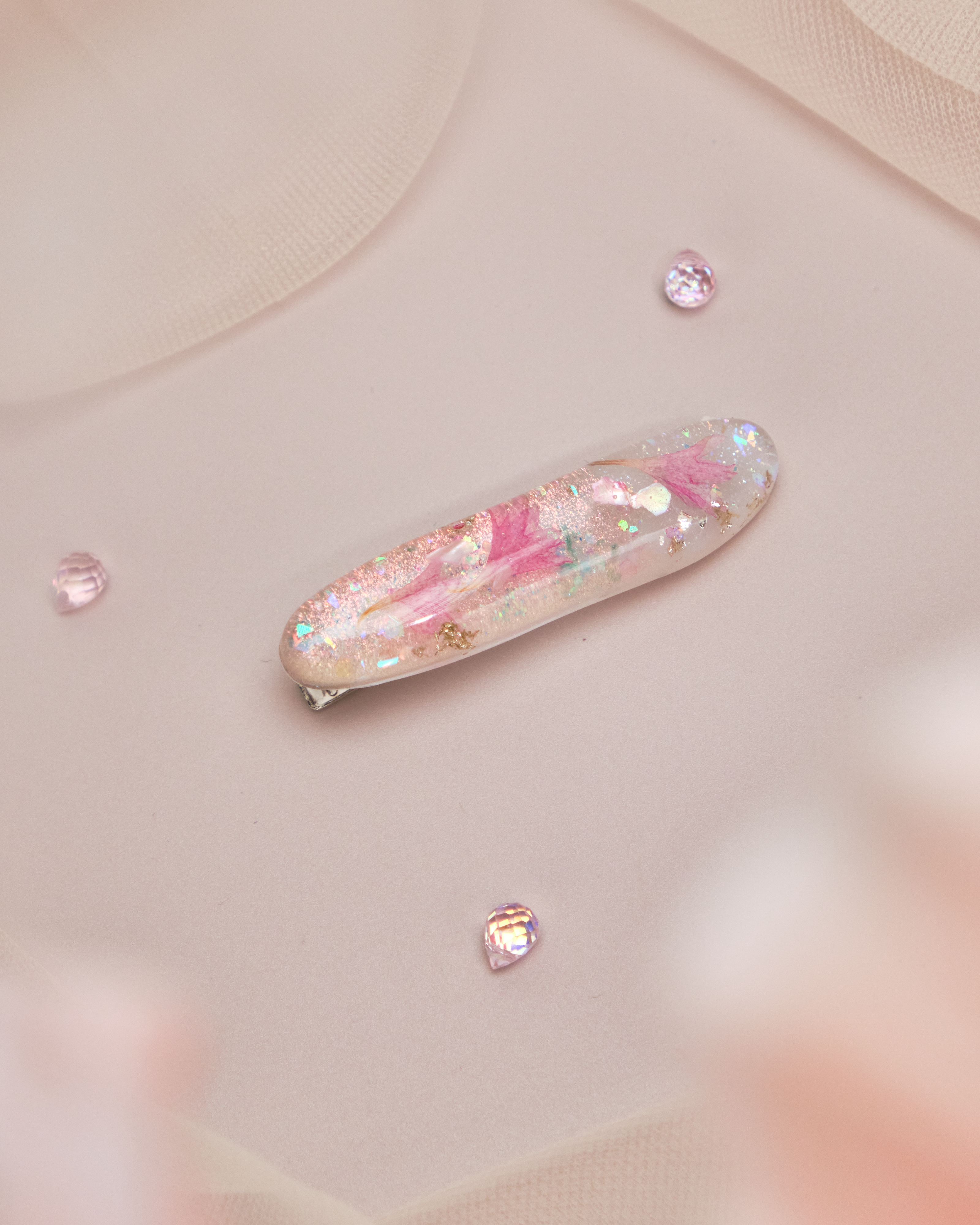 11133 Dreamy Resin Flower Duckbill Clip