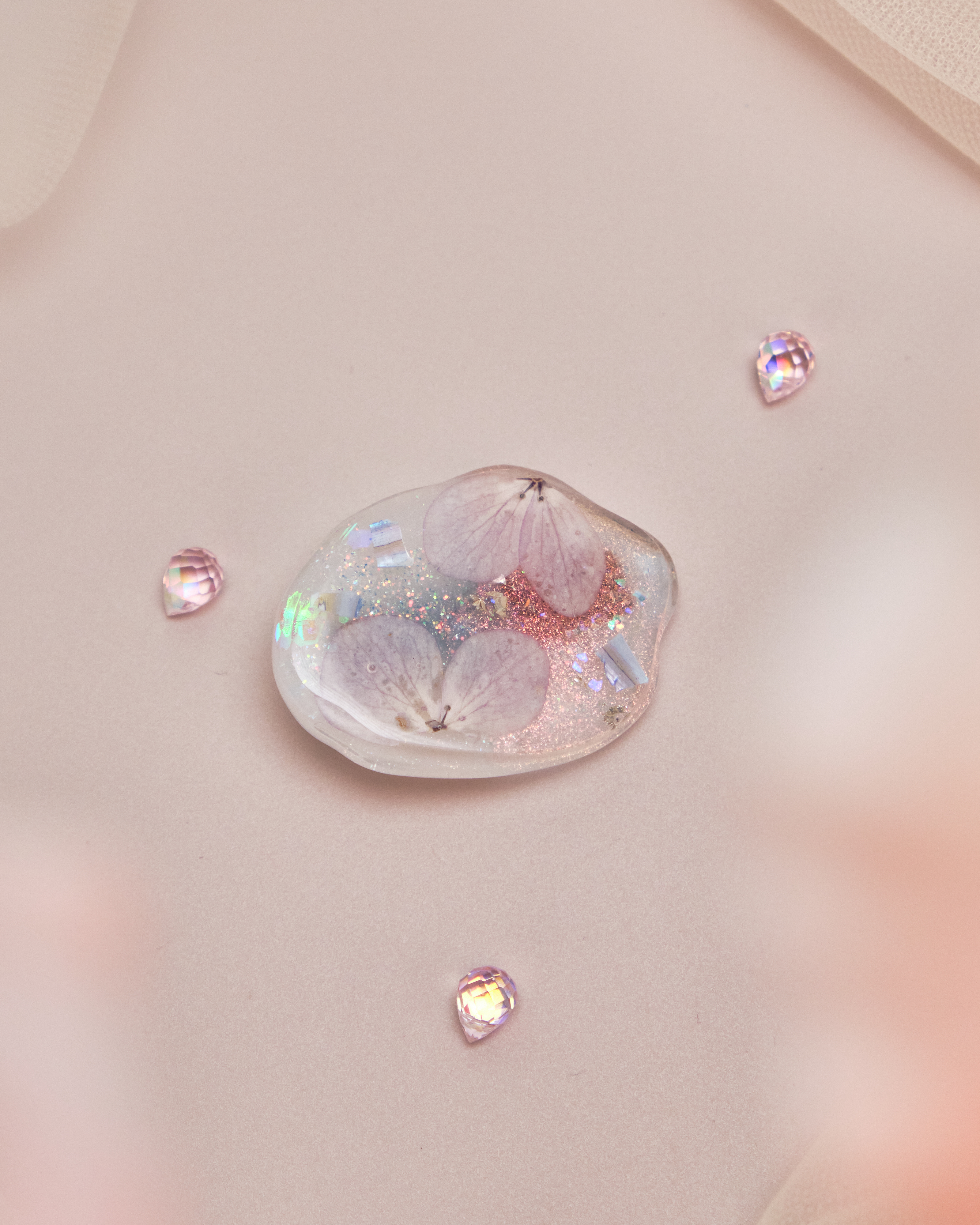 11140 Dreamy Resin Flower Duckbill Clip