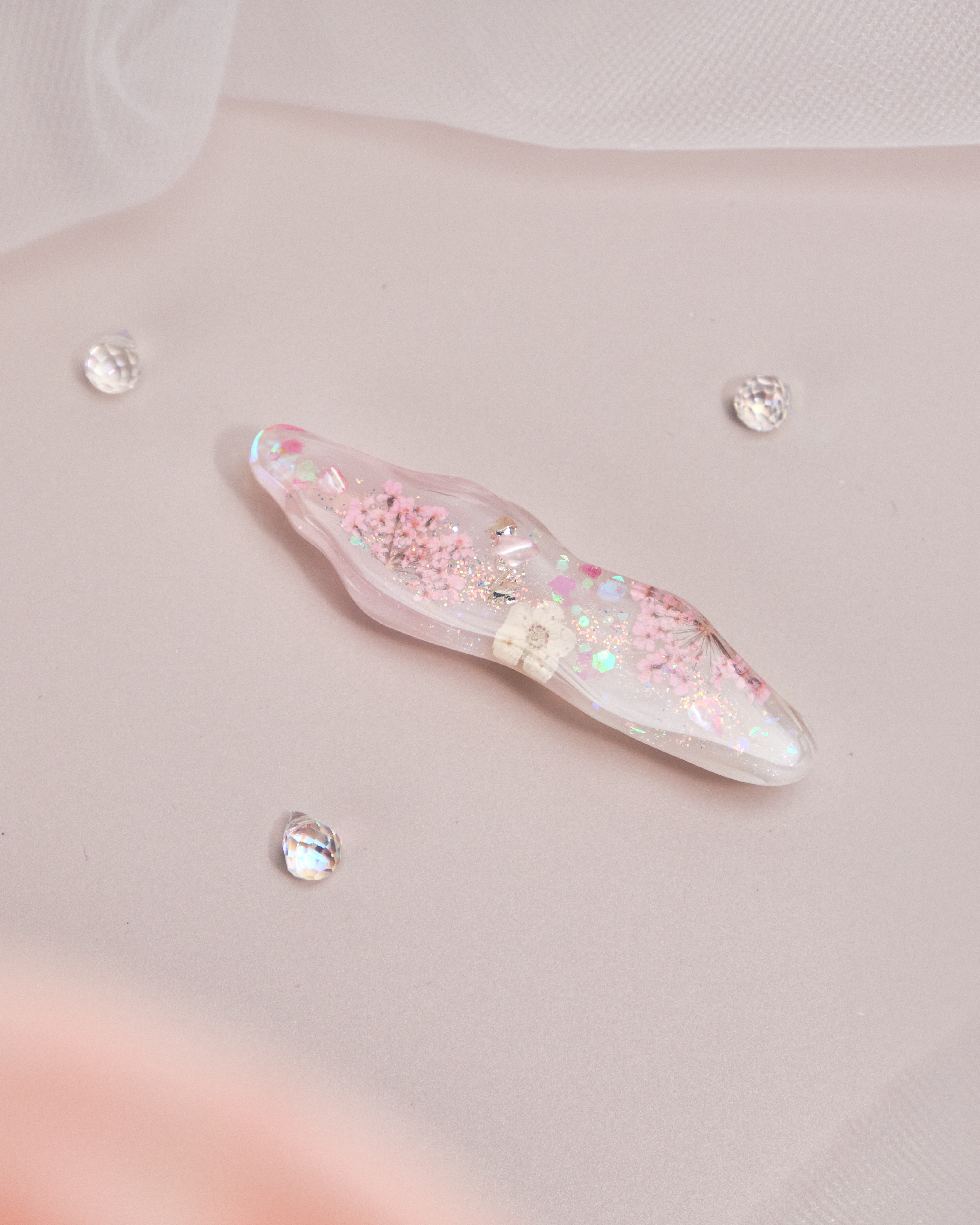 11141 Dreamy Resin Flower Bobby Pin