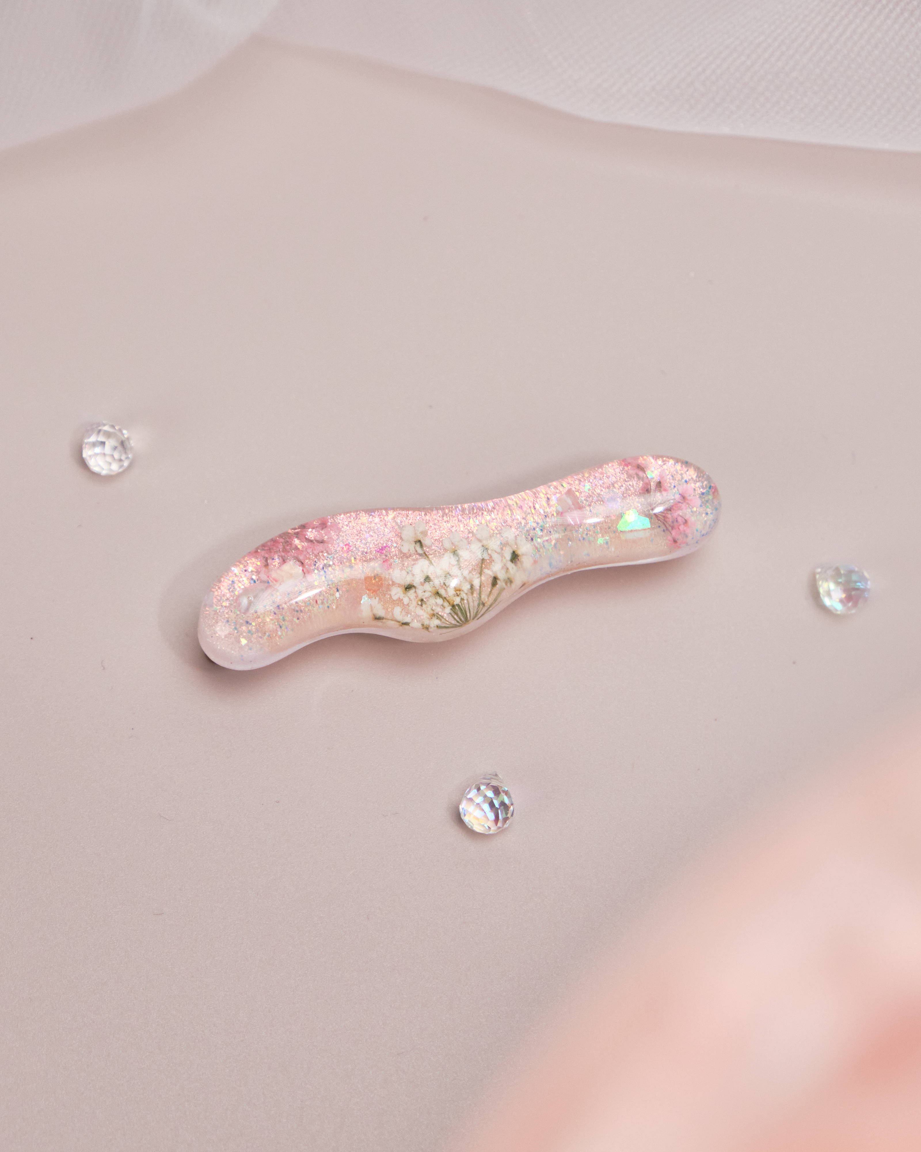 11142 Dreamy Resin Flower Bobby Pin