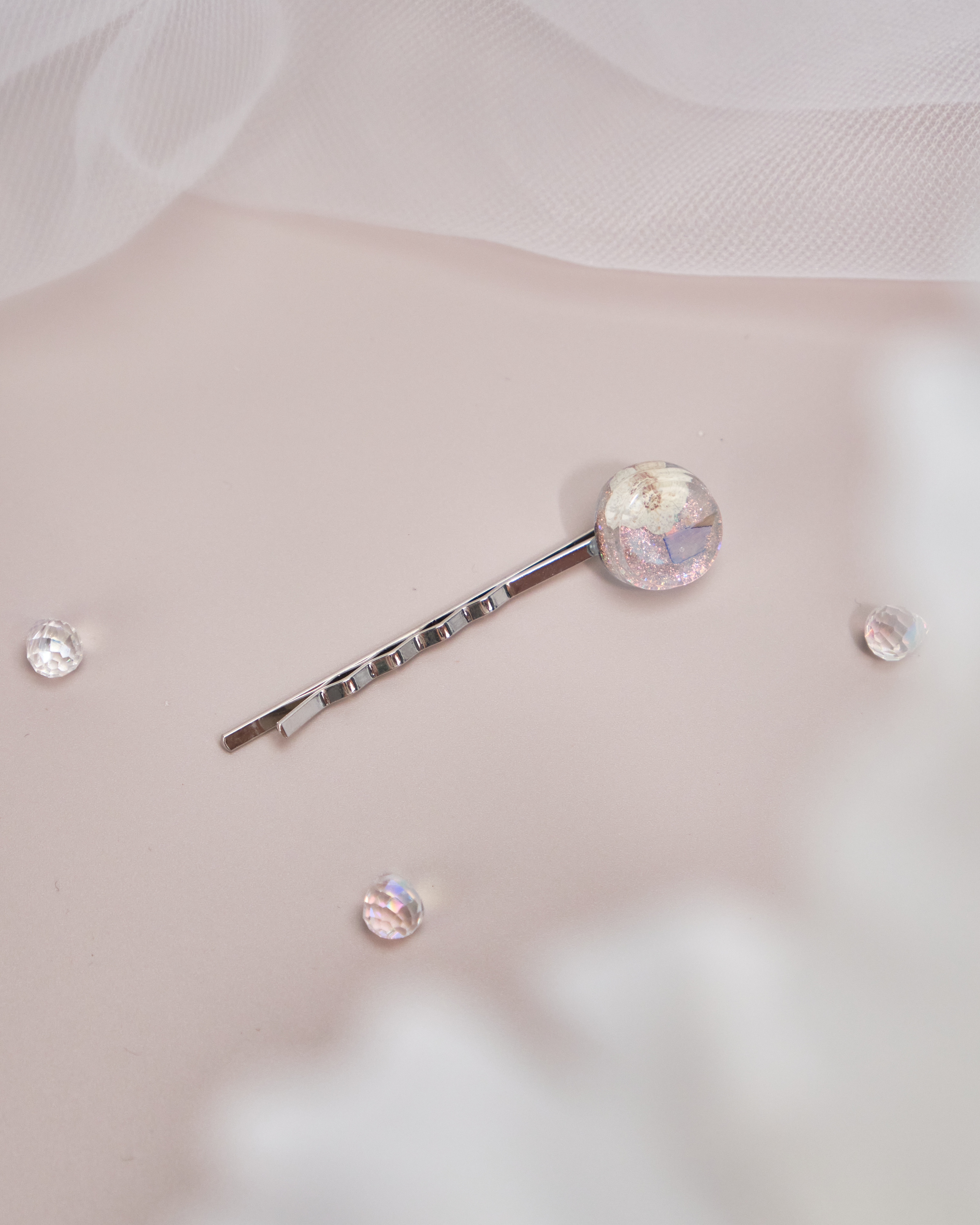 11146 Dreamy Resin Flower Bobby Pin