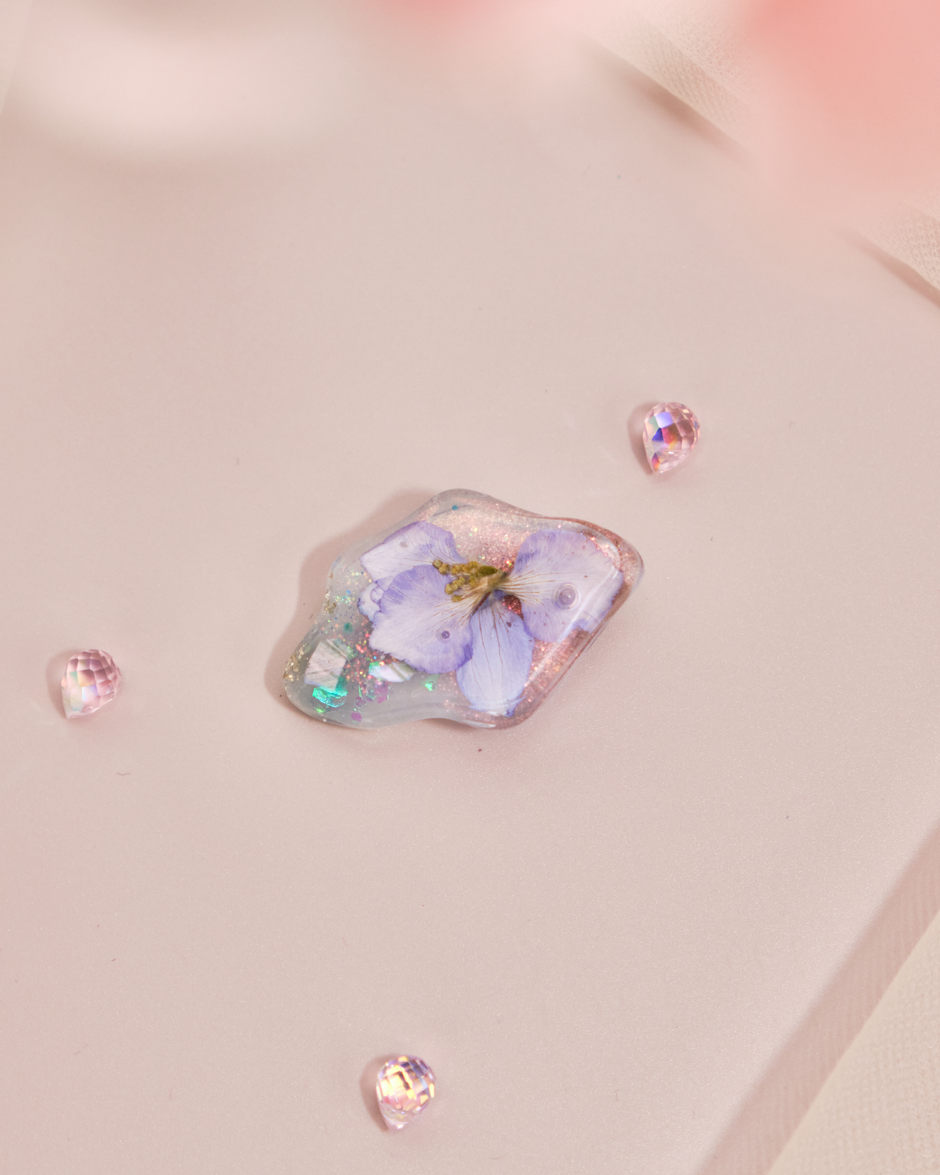 11149 Dreamy Resin Flower Duckbill Clip