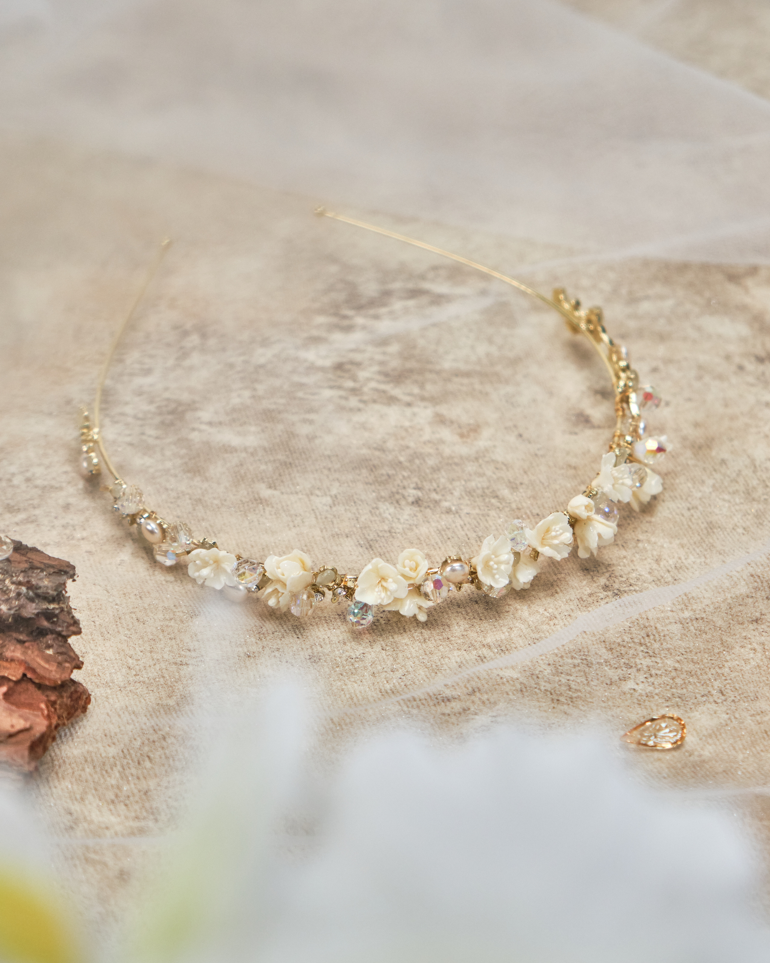 11187 Forest Kiss~Pearls Blossom Headband