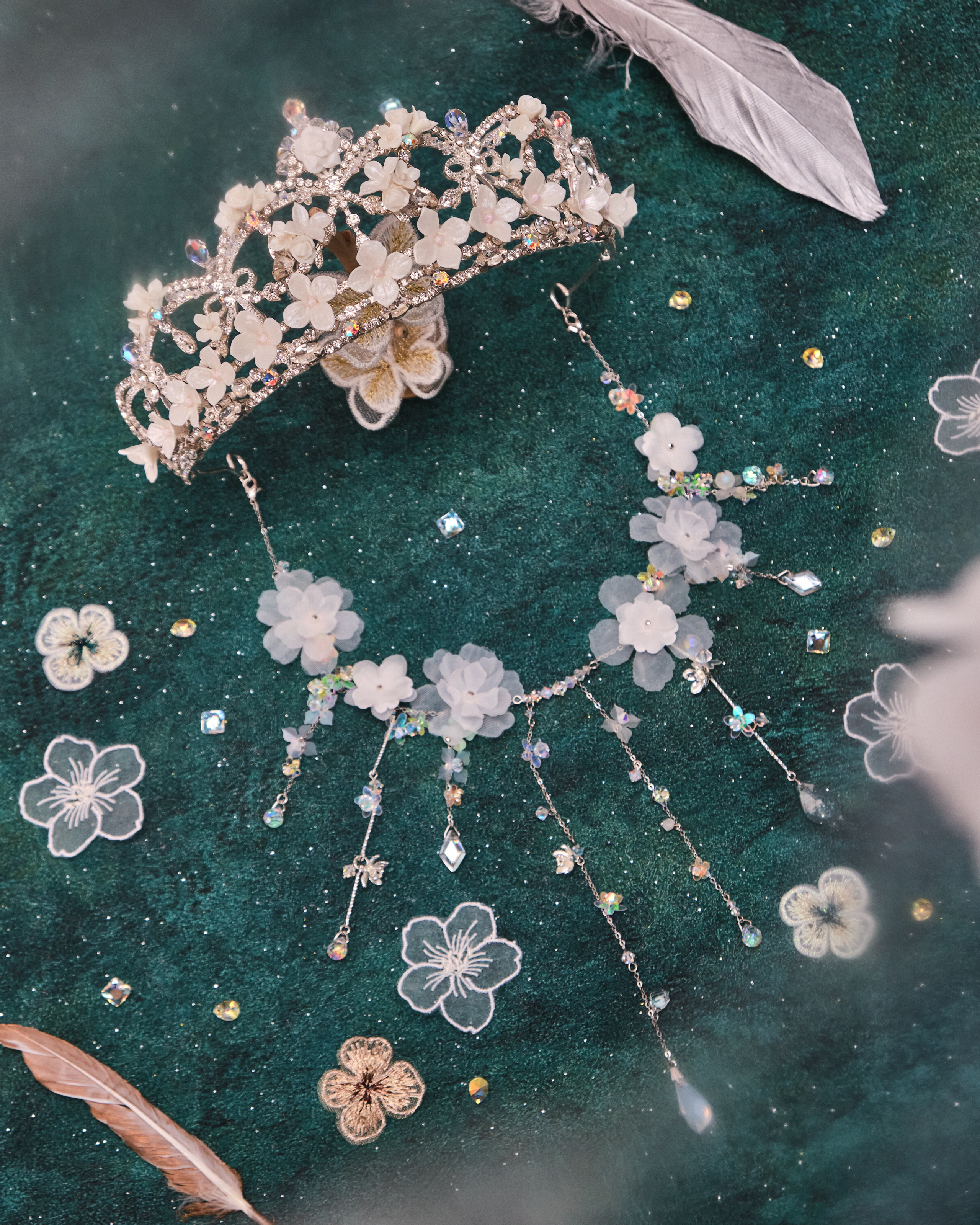 11196 萬花女皇～頭冠及可拆式頭鏈套裝