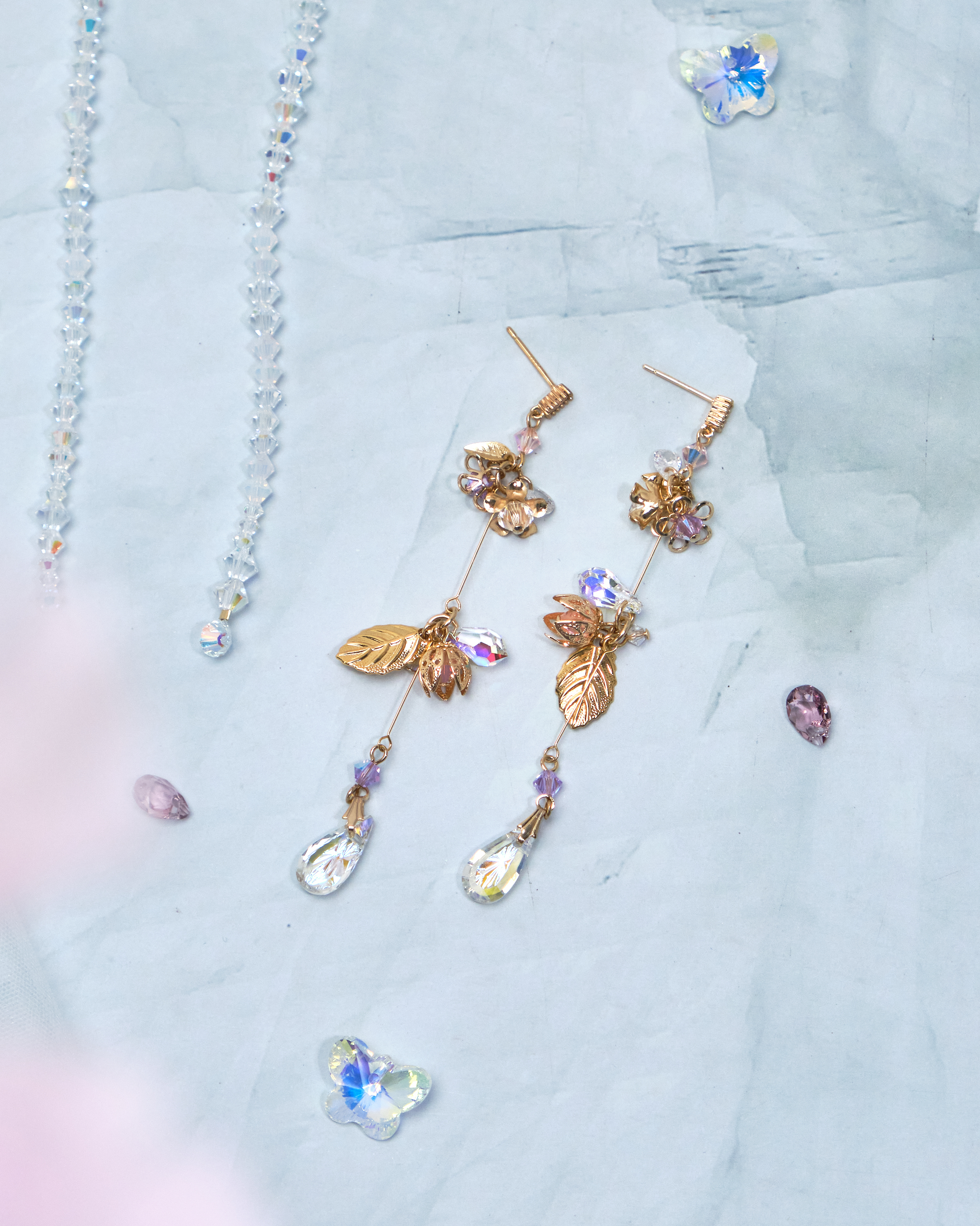 11209 Classical Beauty~Crystals Golden Leaves S925 Middle-Length Earrings