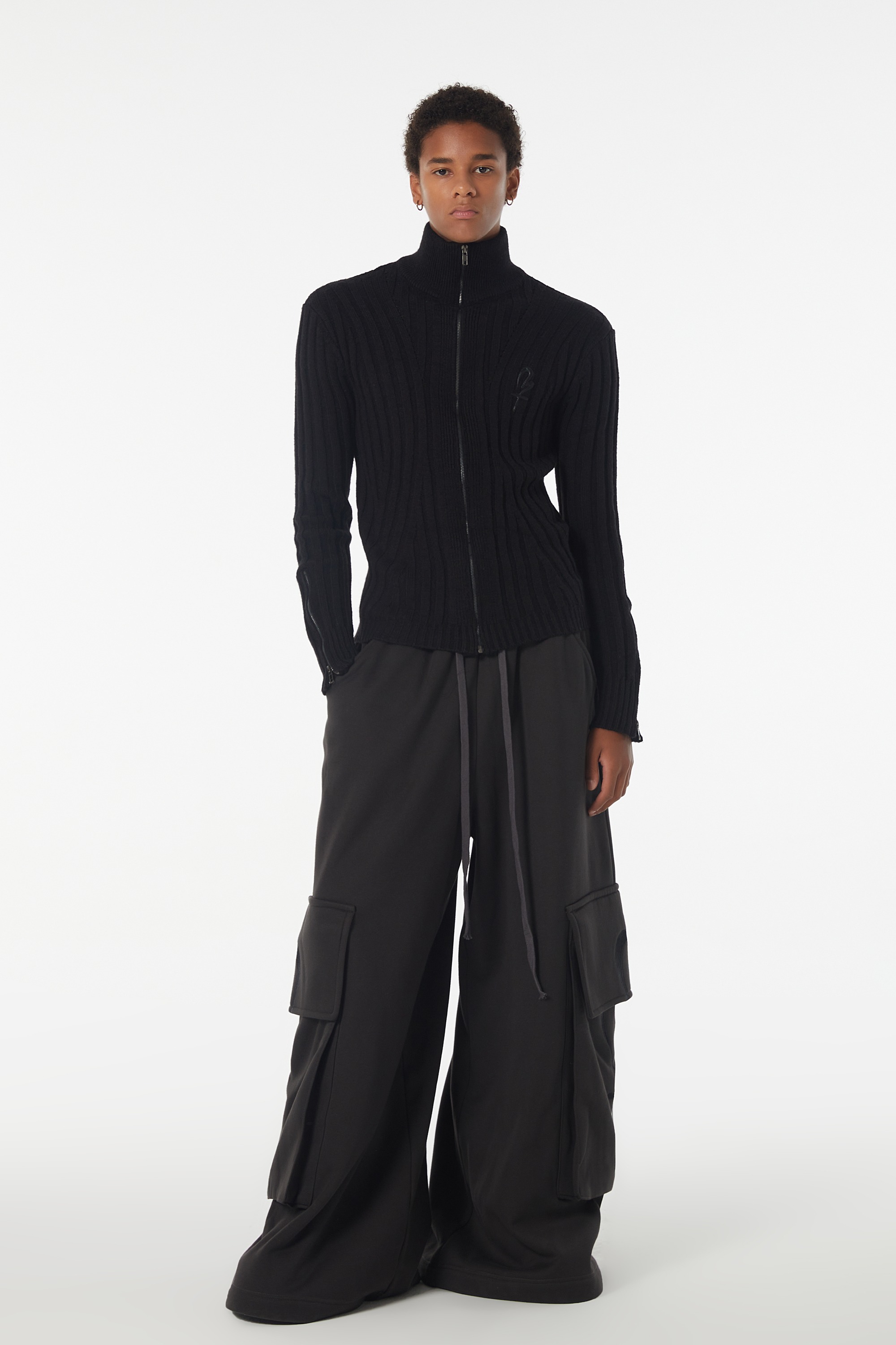 HENTAI TOYOKI 「DEADASS系列」條紋高領 針織拉鍊開襟外套