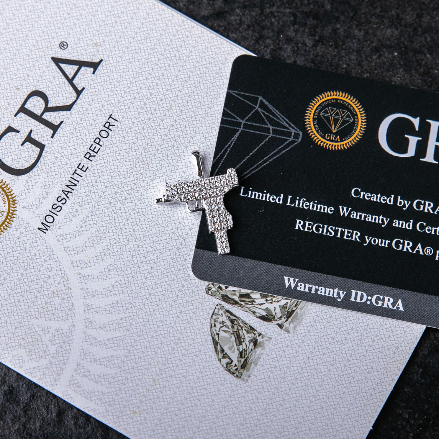 925純銀莫桑石烏茲衝鋒槍墜飾