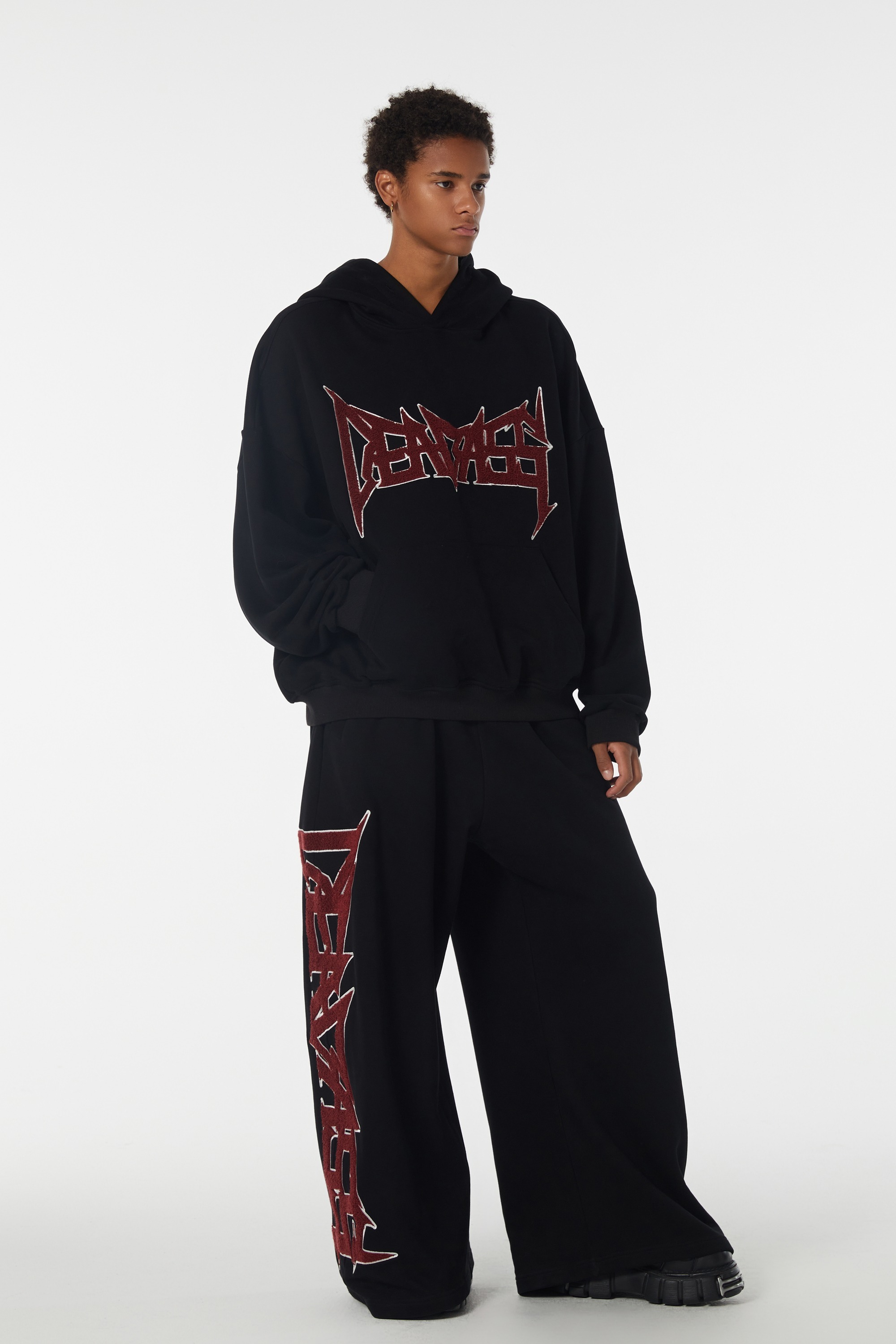 HENTAI TOYOKI 「DEADASS系列」歌德字體  毛巾刺繡 帽T