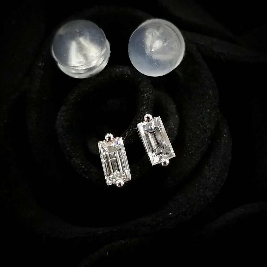 全新18K白金【主石36份方形鑽石】耳環