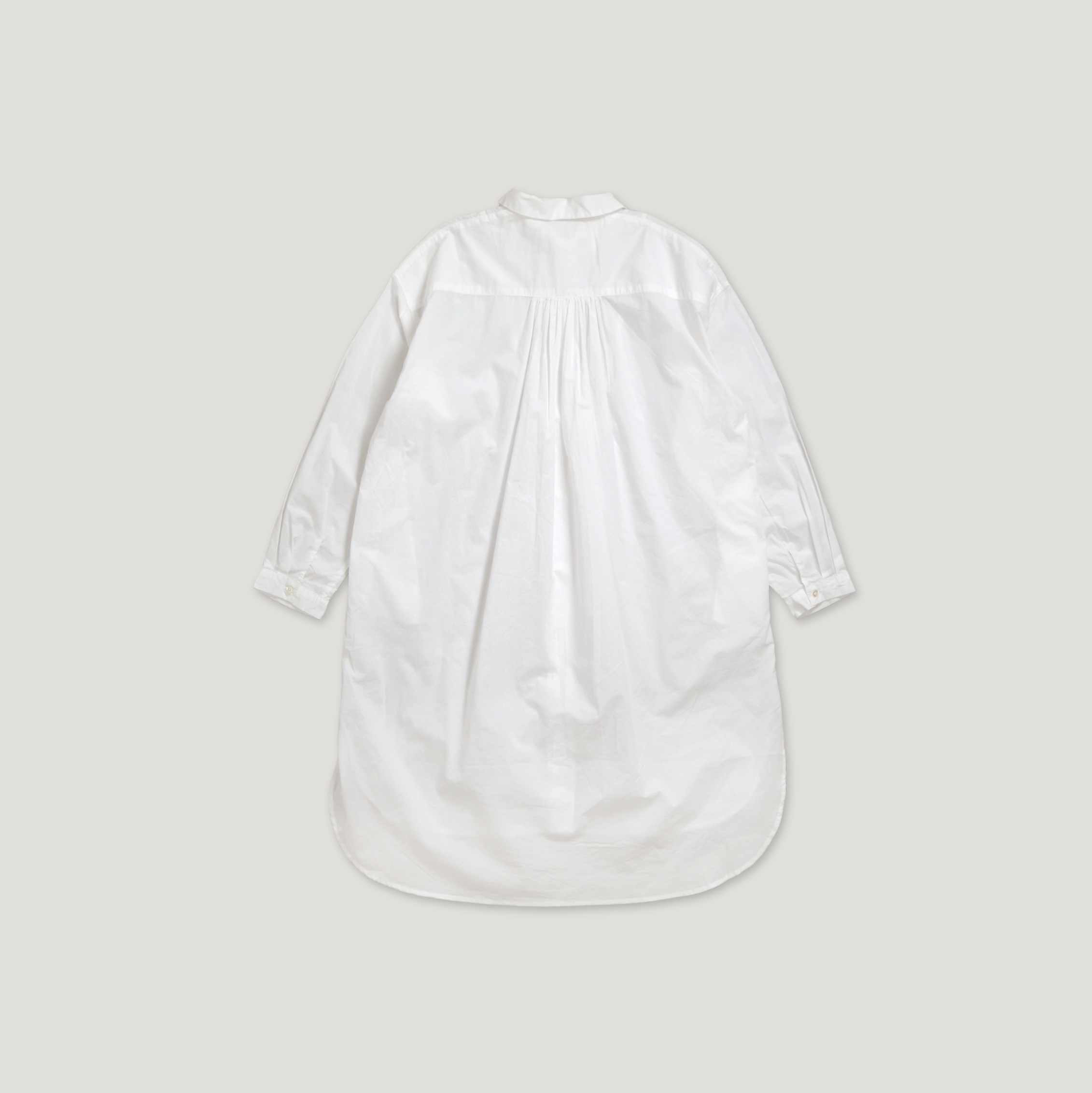 J.P.L. 尖領後壓褶弧形長襯衫 ╭ 2色 ╮