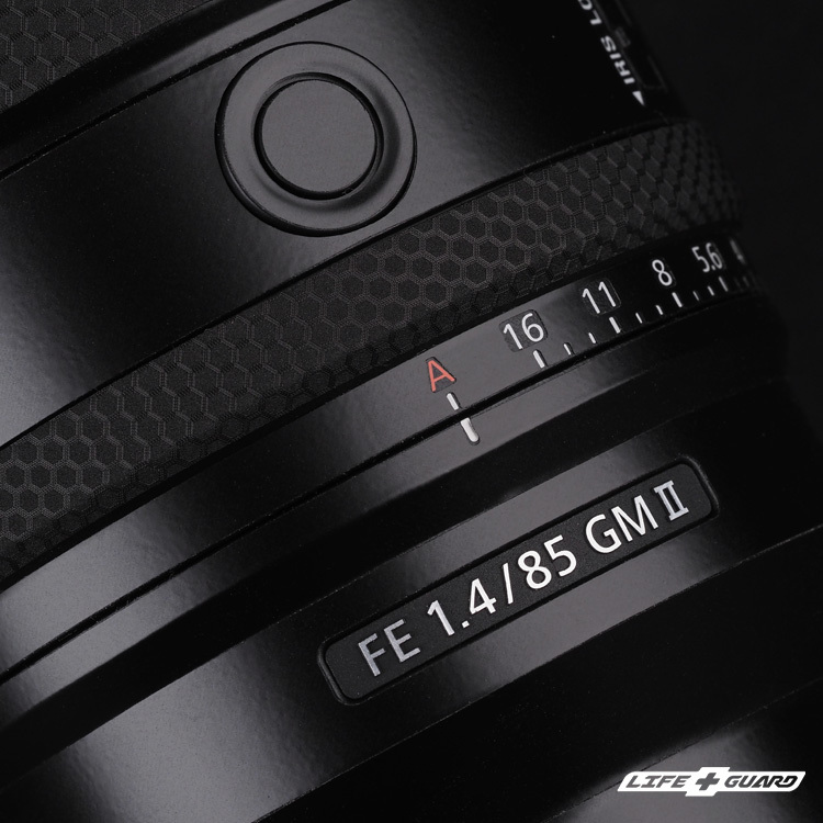 LIFE+GUARD 鏡頭貼膜安裝示意，適用 SONY FE 85mm F1.4 GM II