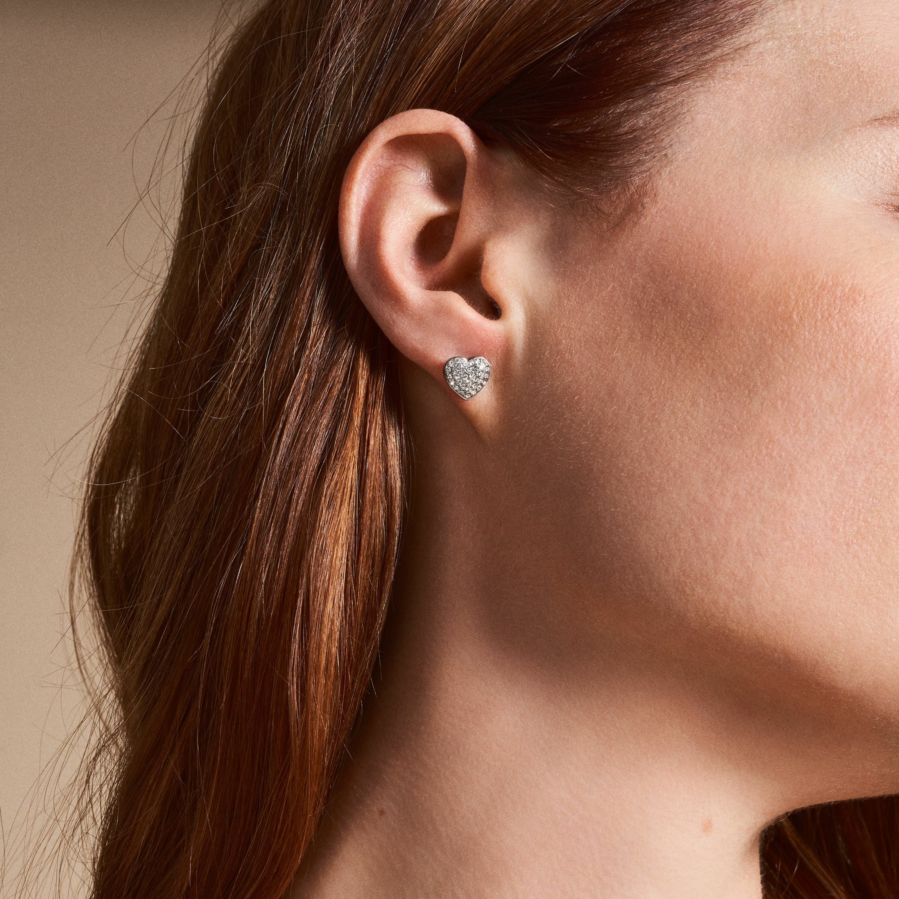 Sadie 愛心晶鑽不鏽鋼耳環-銀色 JF04676040