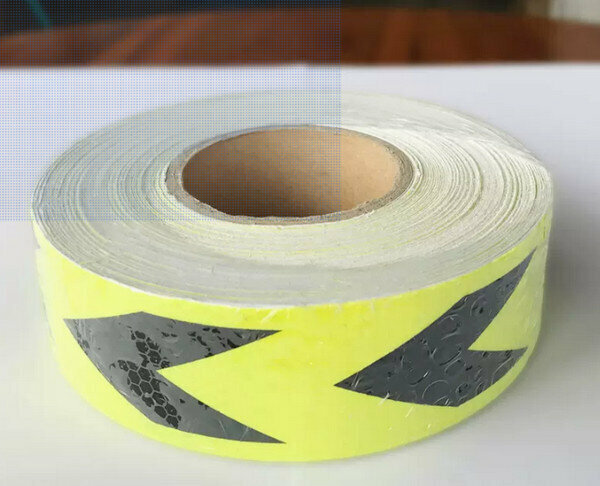 Hot push vehicle reflective sticker safety warning sticker-strong glue-black and yellow arrow-strongly reflective