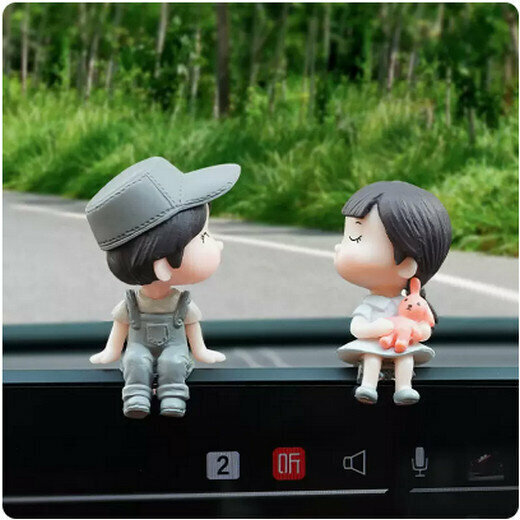Hot cart mounted couple ornaments (gray couple (free traceless glue))