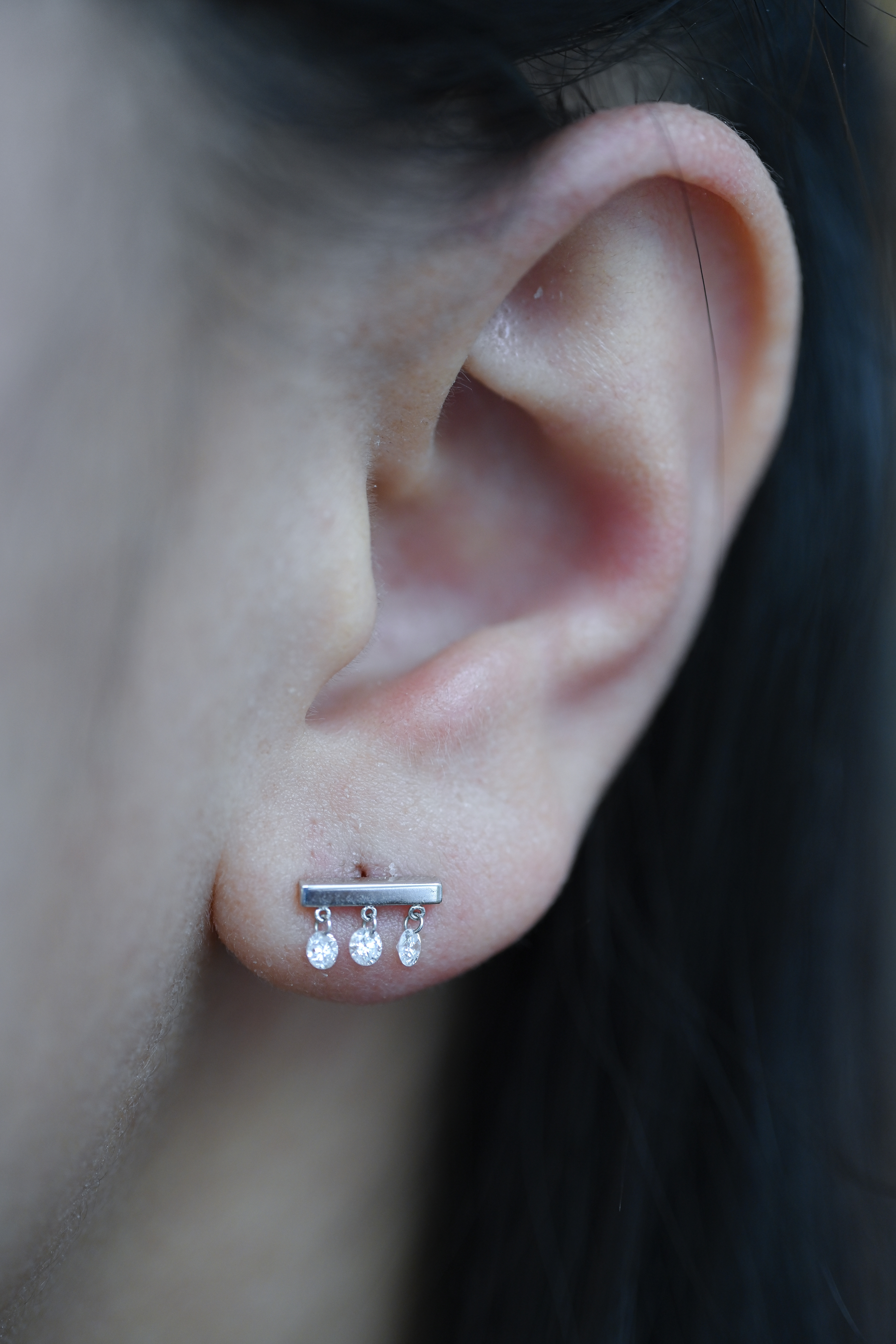 18K Meme Diamond Earring