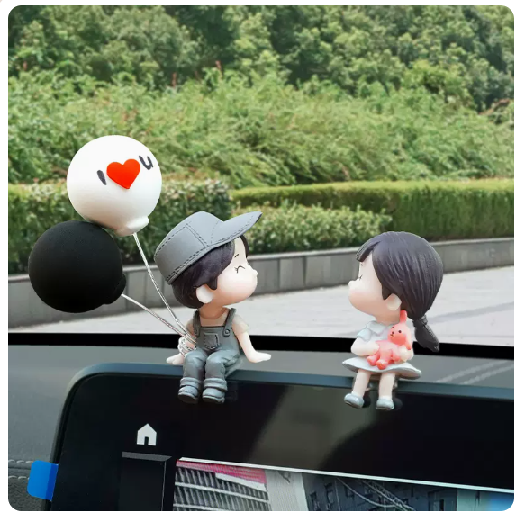 Decorative ornaments inside the hot cart (gray couple with balloons [free traceless glue])