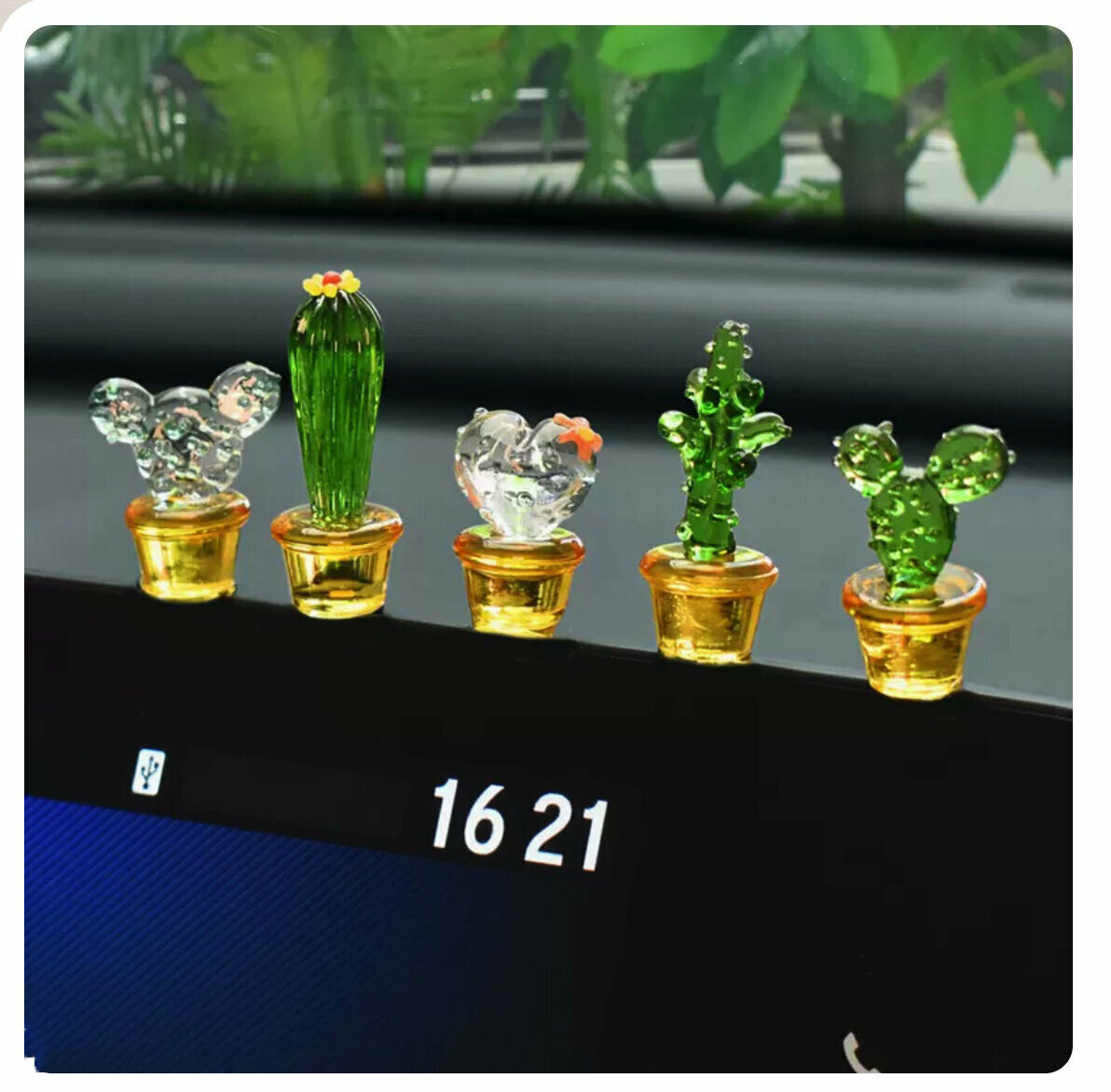 Hot recommendation [5-piece set] car accessories (love cactus)