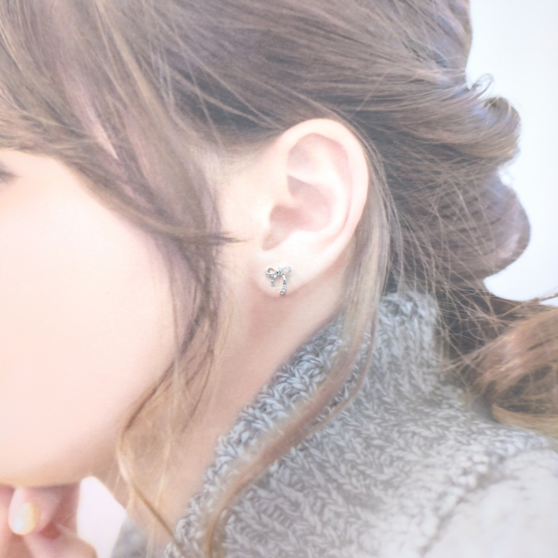 18K White Gold 0.10ct Diamond Earrings