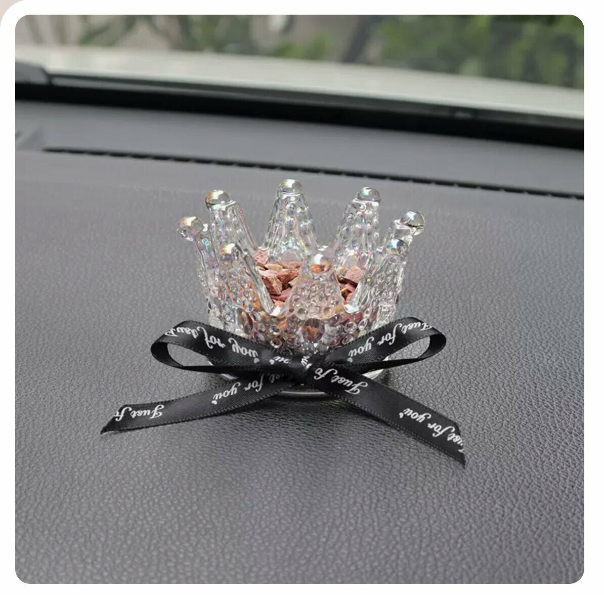 Hot push car creative ornaments (colorful crown)