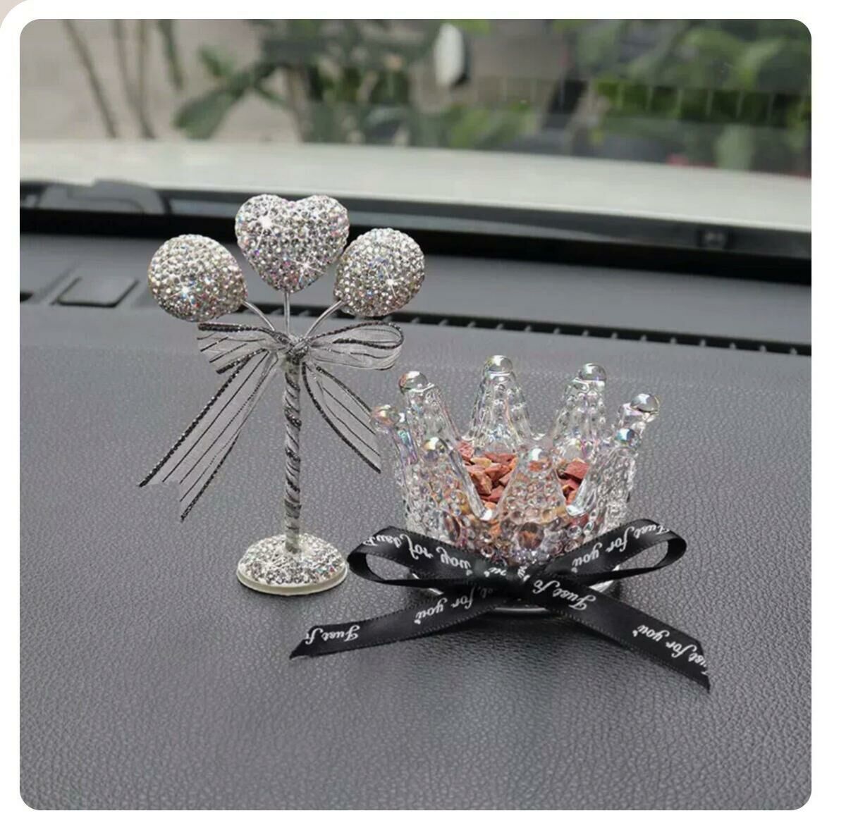 Hot push car creative ornaments (white diamond ball + colorful crown)