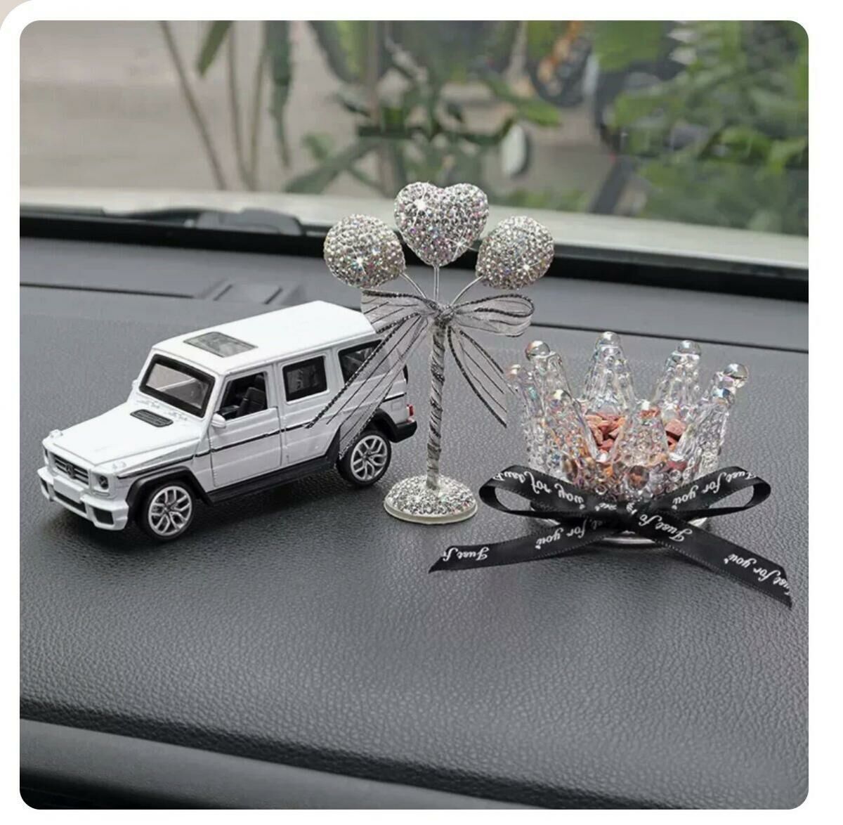 Hot push car creative ornaments (big Mercedes + white diamond ball + colorful crown)