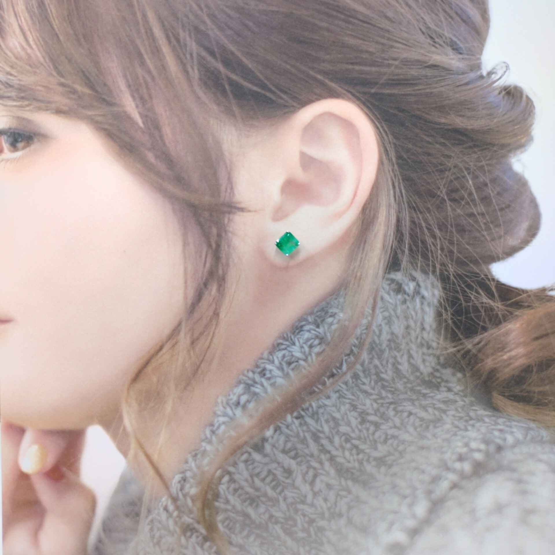 全新18K白金【主石2卡65份綠寶石】耳環