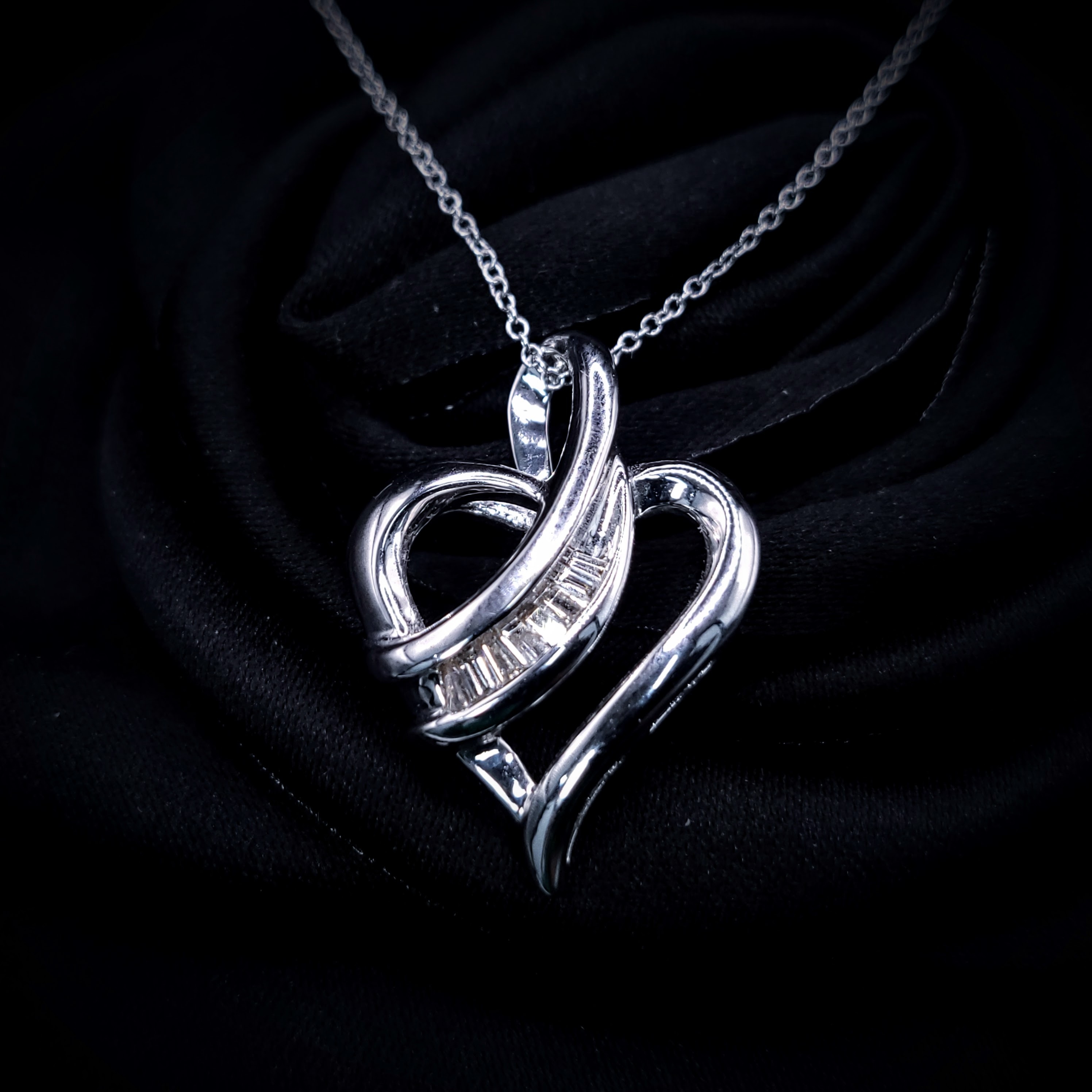 全新18K白金15份鑽石吊墜