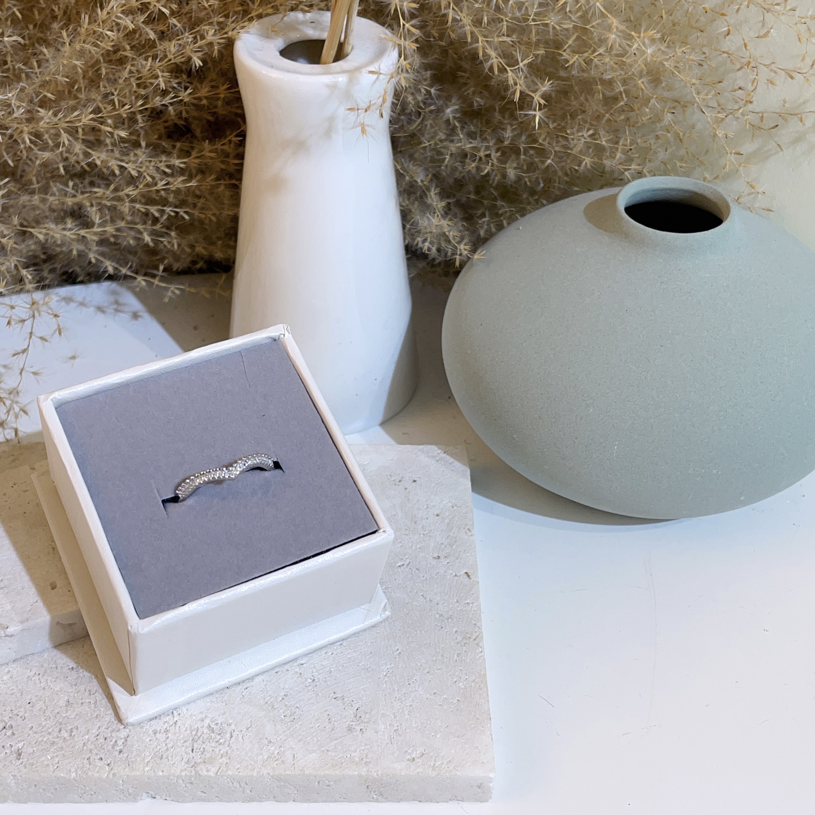 E984 莫桑鑽V型戒指 0.15ct