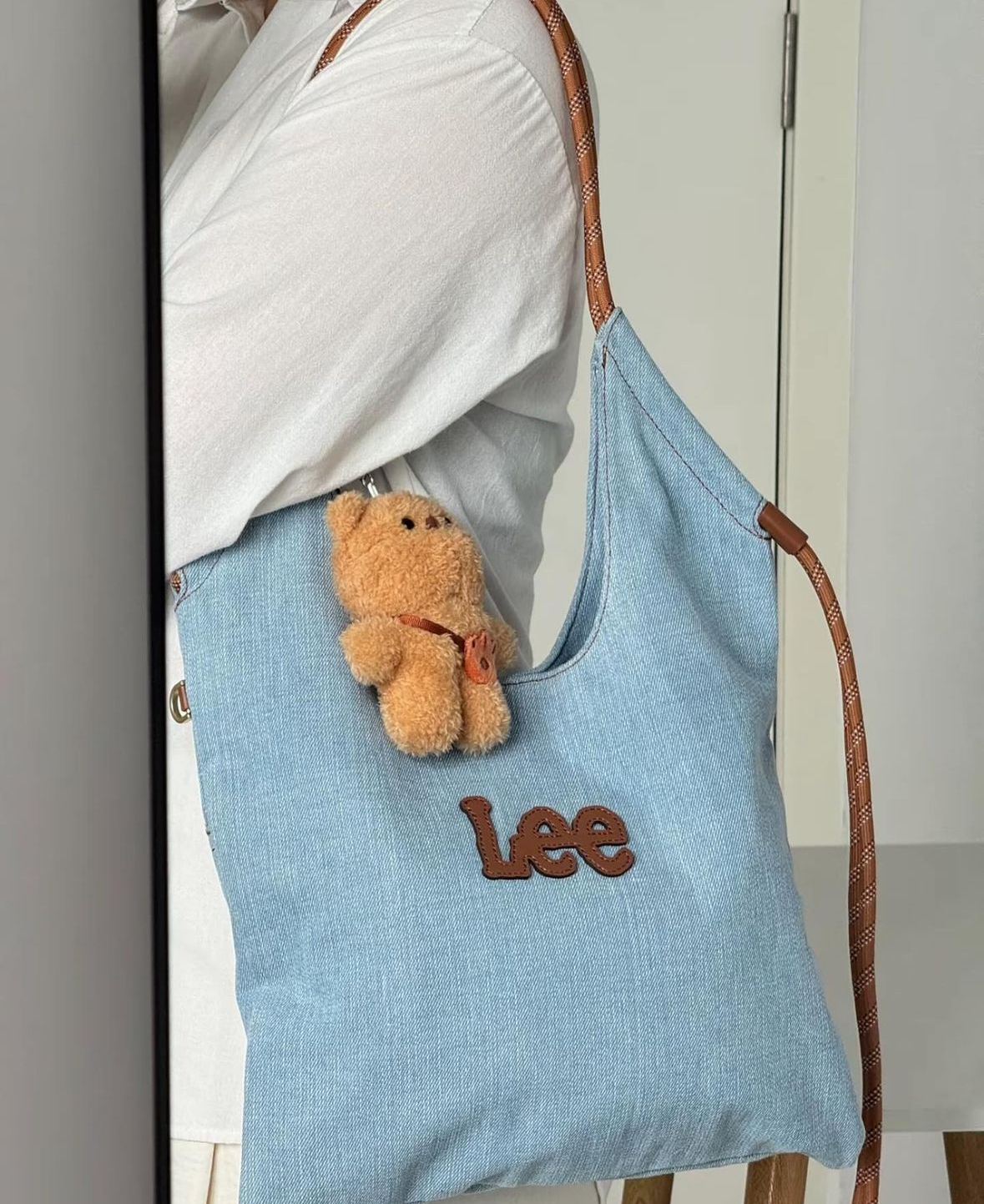 Lee 抽繩帆布包 托特包 手提包 斜跨包 腋下包 牛仔藍 米白色(任買兩件711免運)/預購