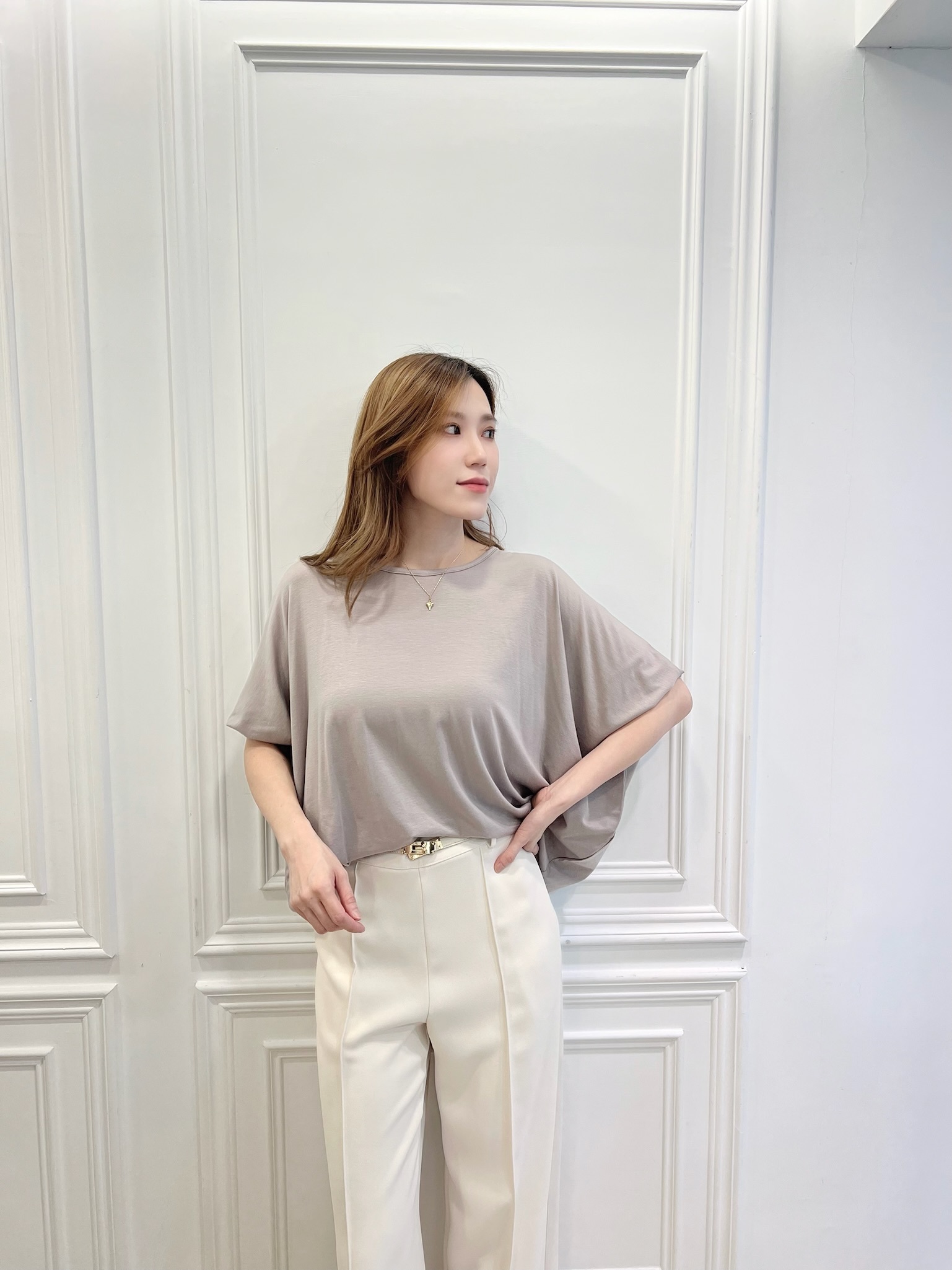 極致舒適!莫代爾棉飛鼠袖上衣