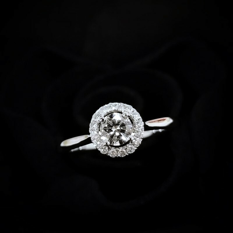 18K White Gold 0.38ct Diamond Ring