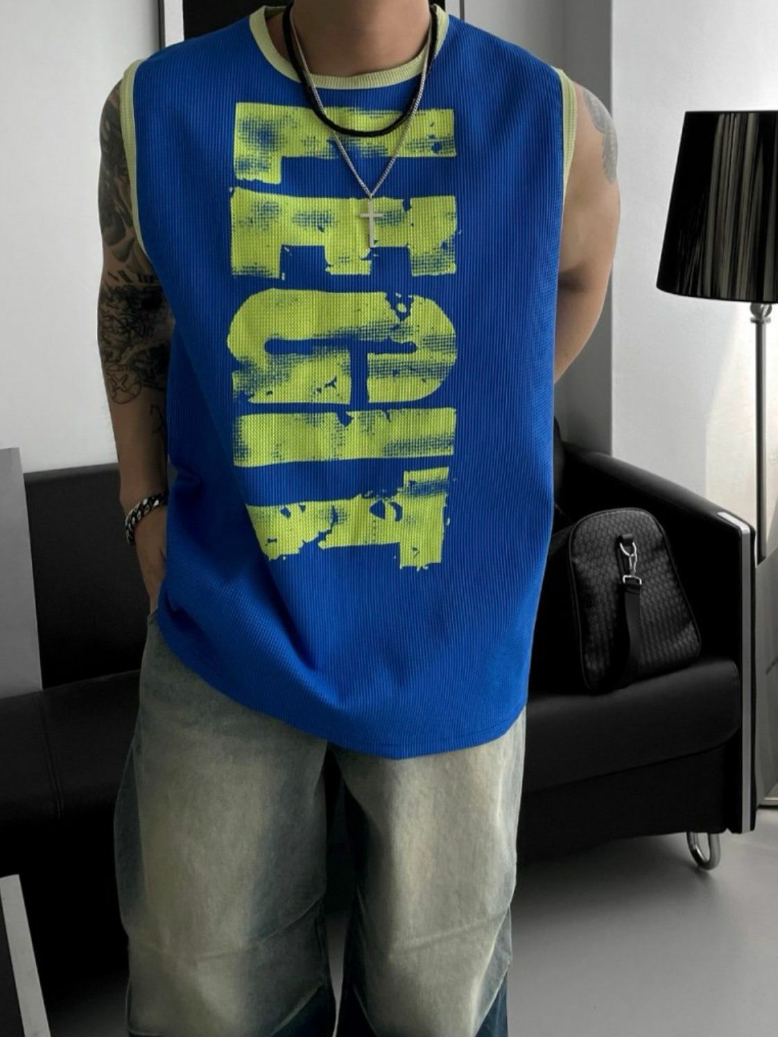 英文字背心 LEGIT-001V