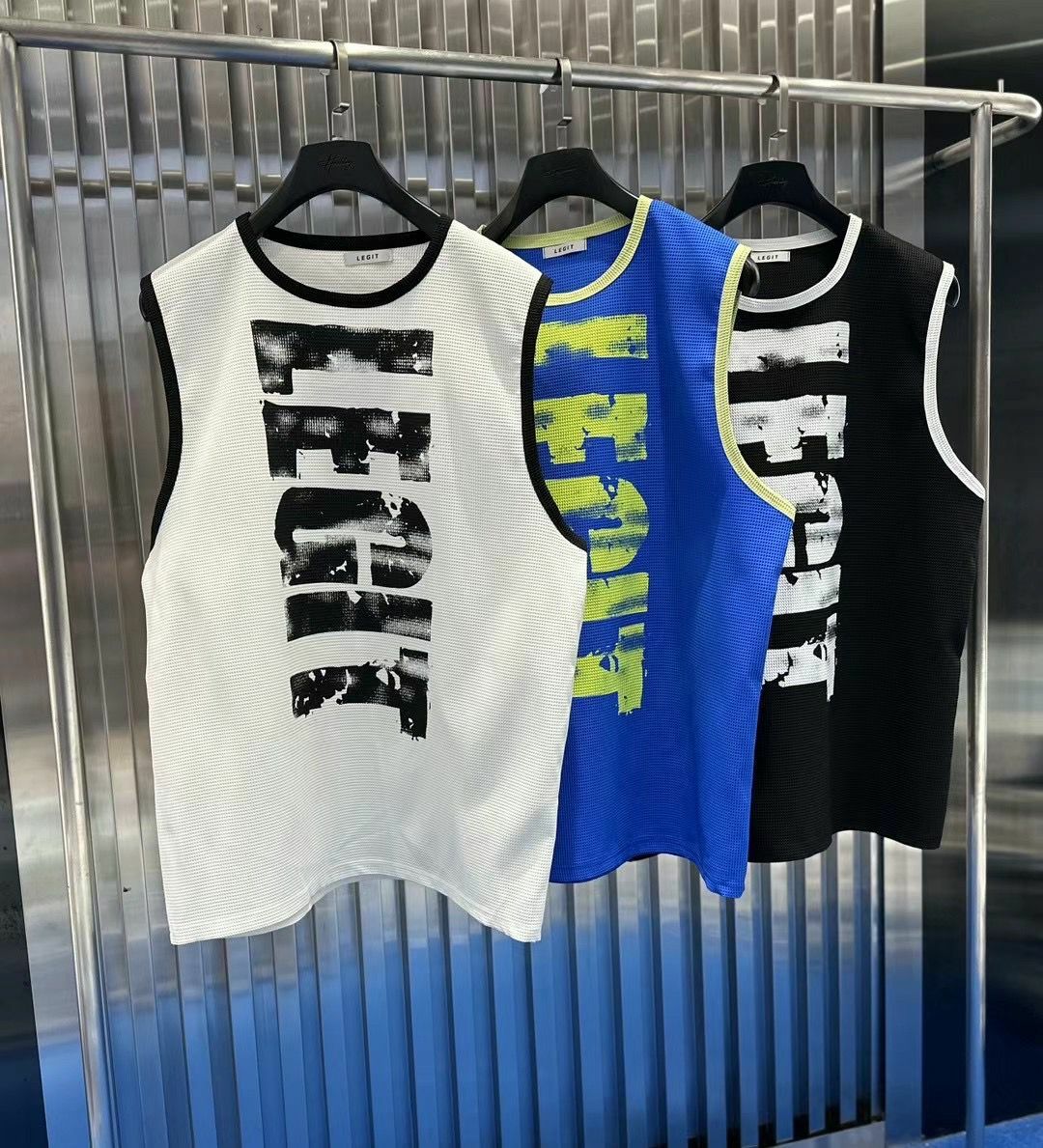 英文字背心 LEGIT-001V