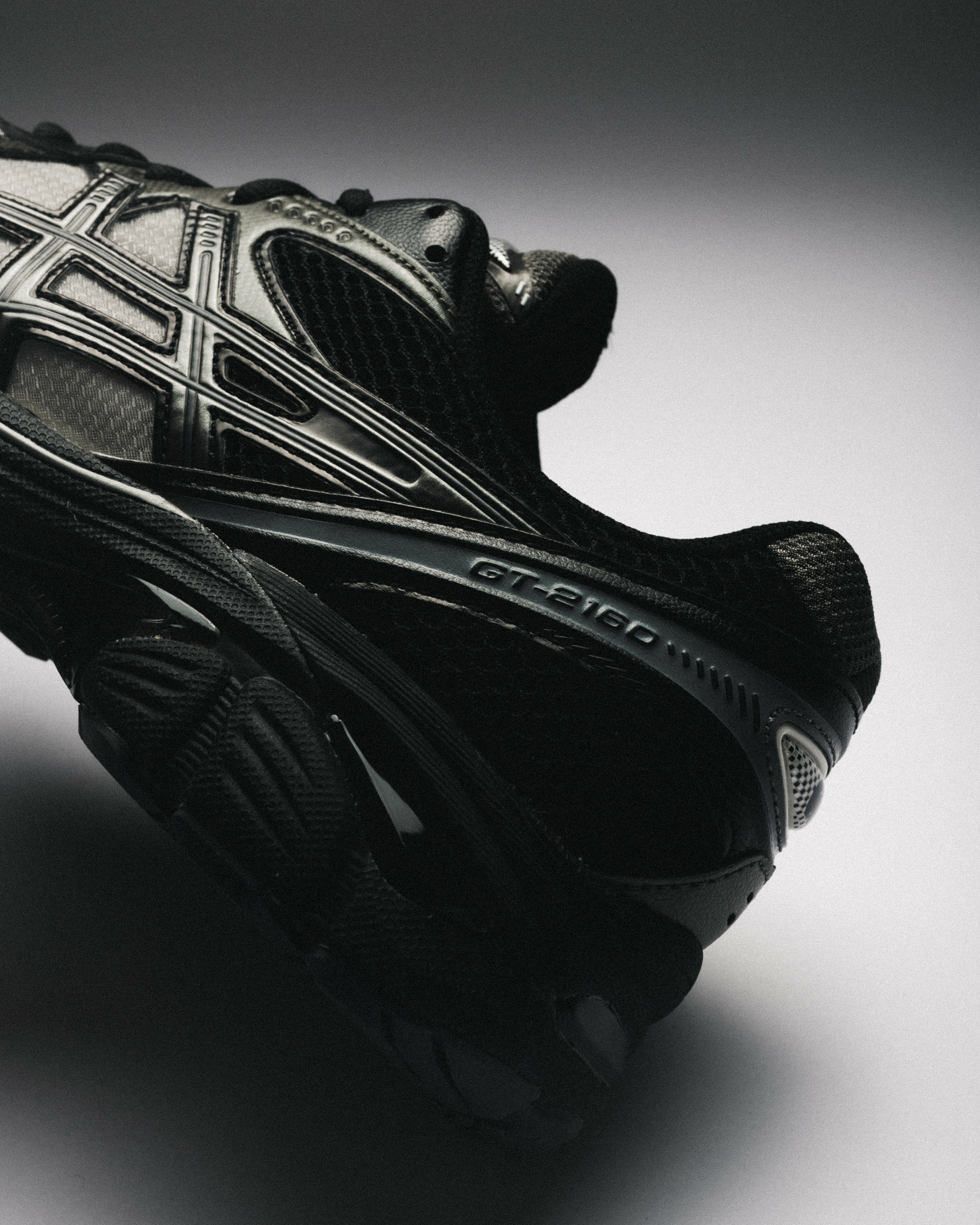 [現貨] ABOVE THE CLOUDS x GT-2160 | Black Gunmetal