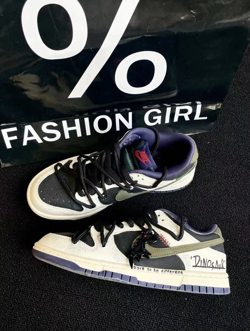 Nike Dunk low 宿龍 解構 塗鴉 黑白綠 板鞋 FV8106361（Team63-宿龍SBOX）