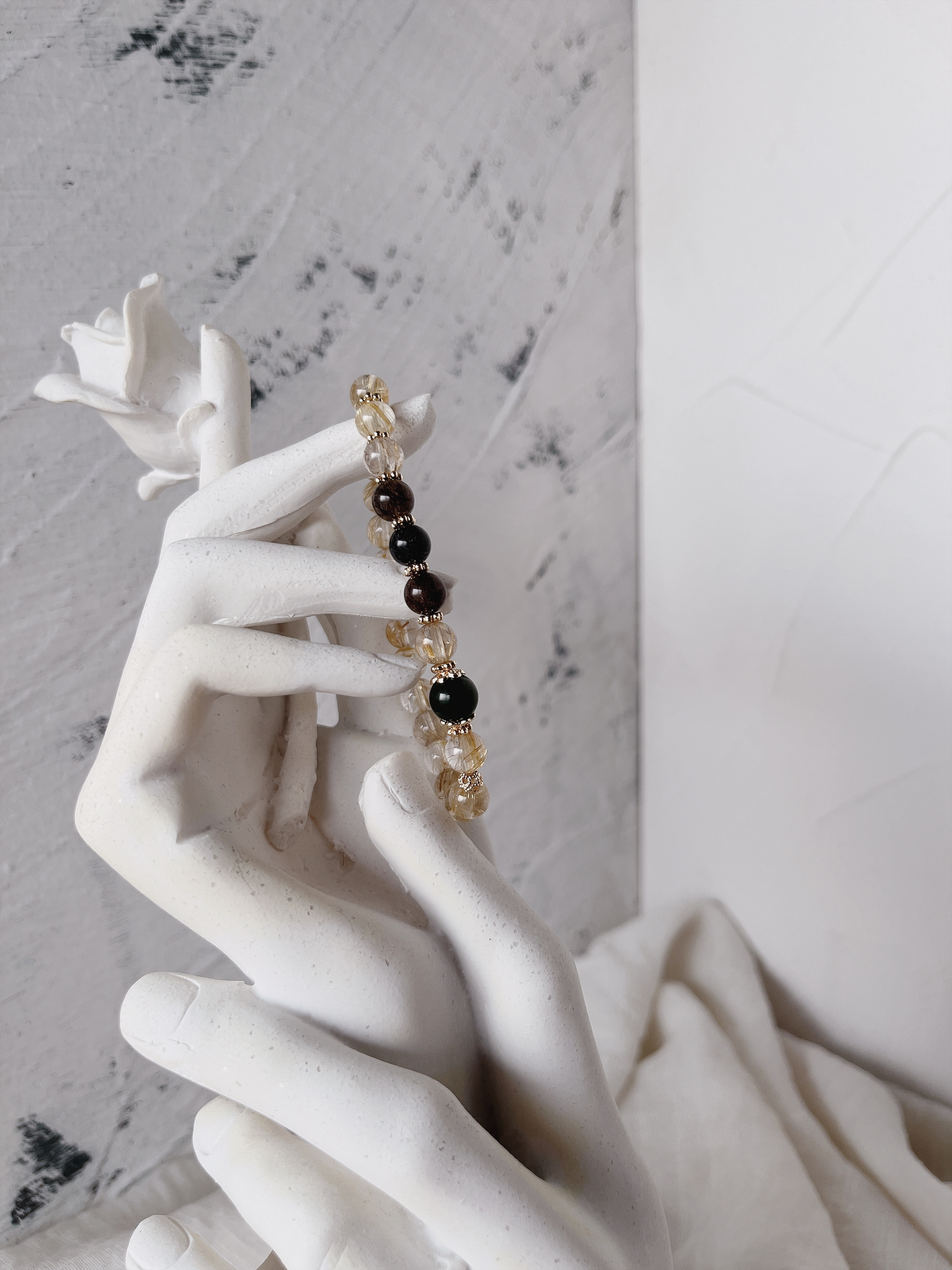 《五福臨門．金髮晶和田碧玉》