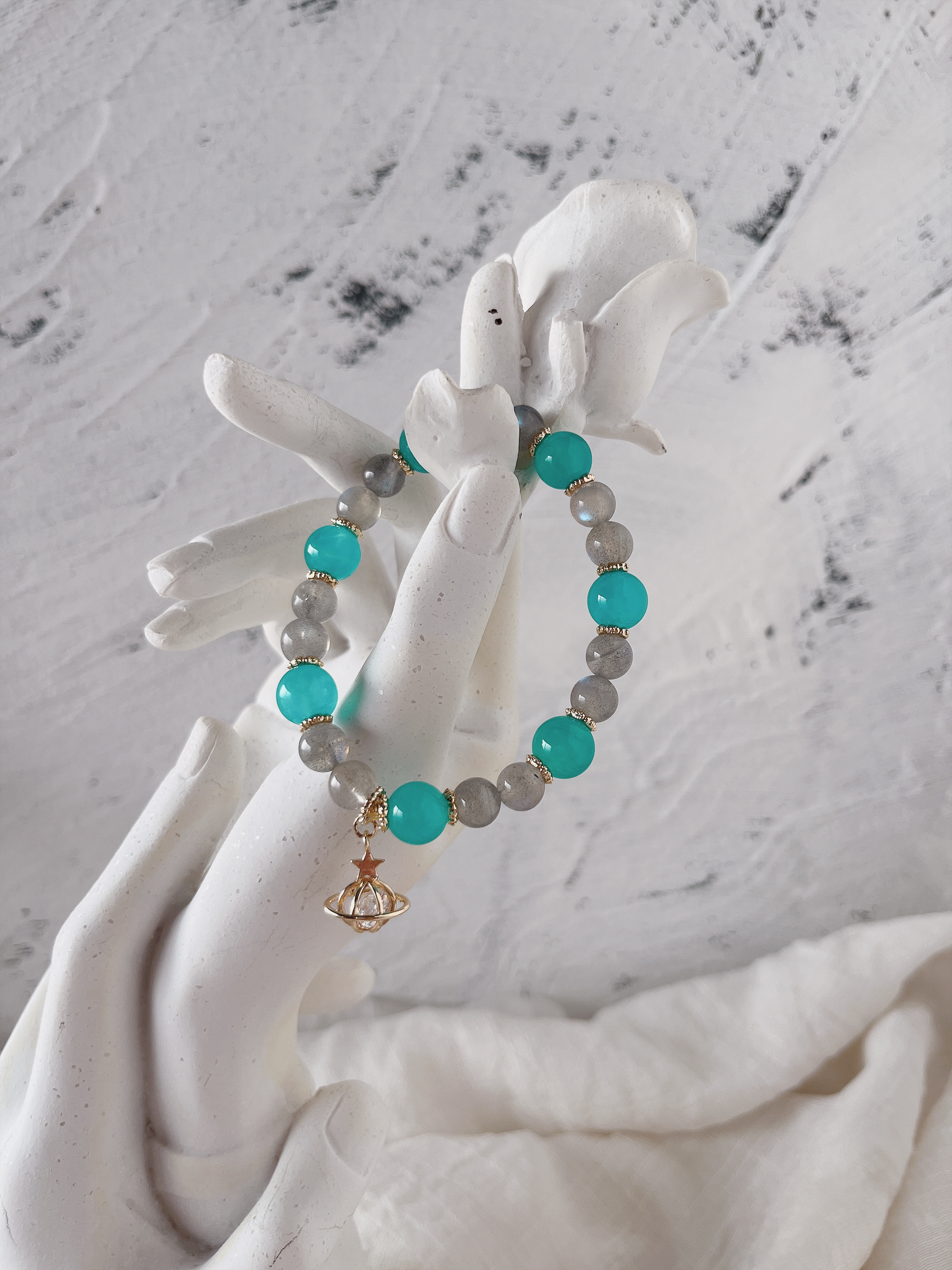 《天河之心．天河石玉髓拉長石》