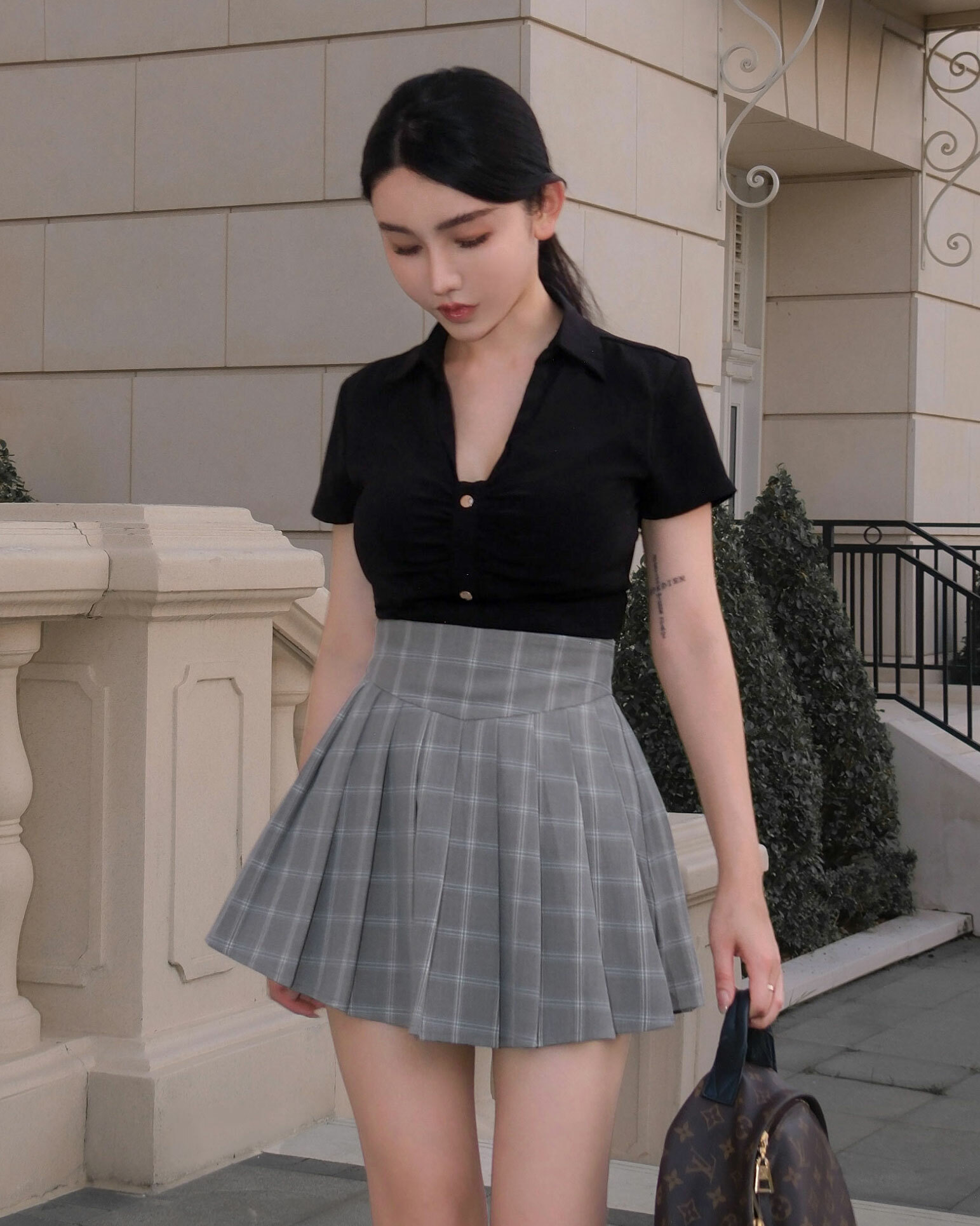 ⭒訂製-氣質金釦抓皺短袖襯衫