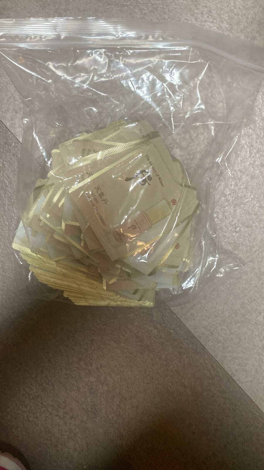 kc9049  1包/1包60片  $99