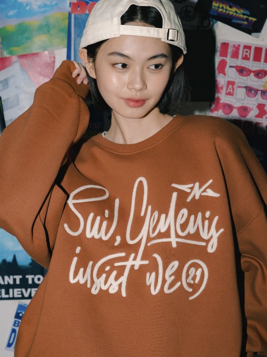 <預購> 韓國TWN 電繡Generis刷毛大學T