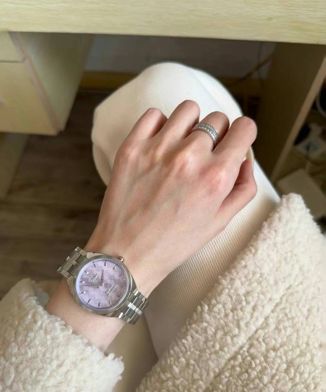 【預購】Vivienne Westwood G090907 女裝手錶