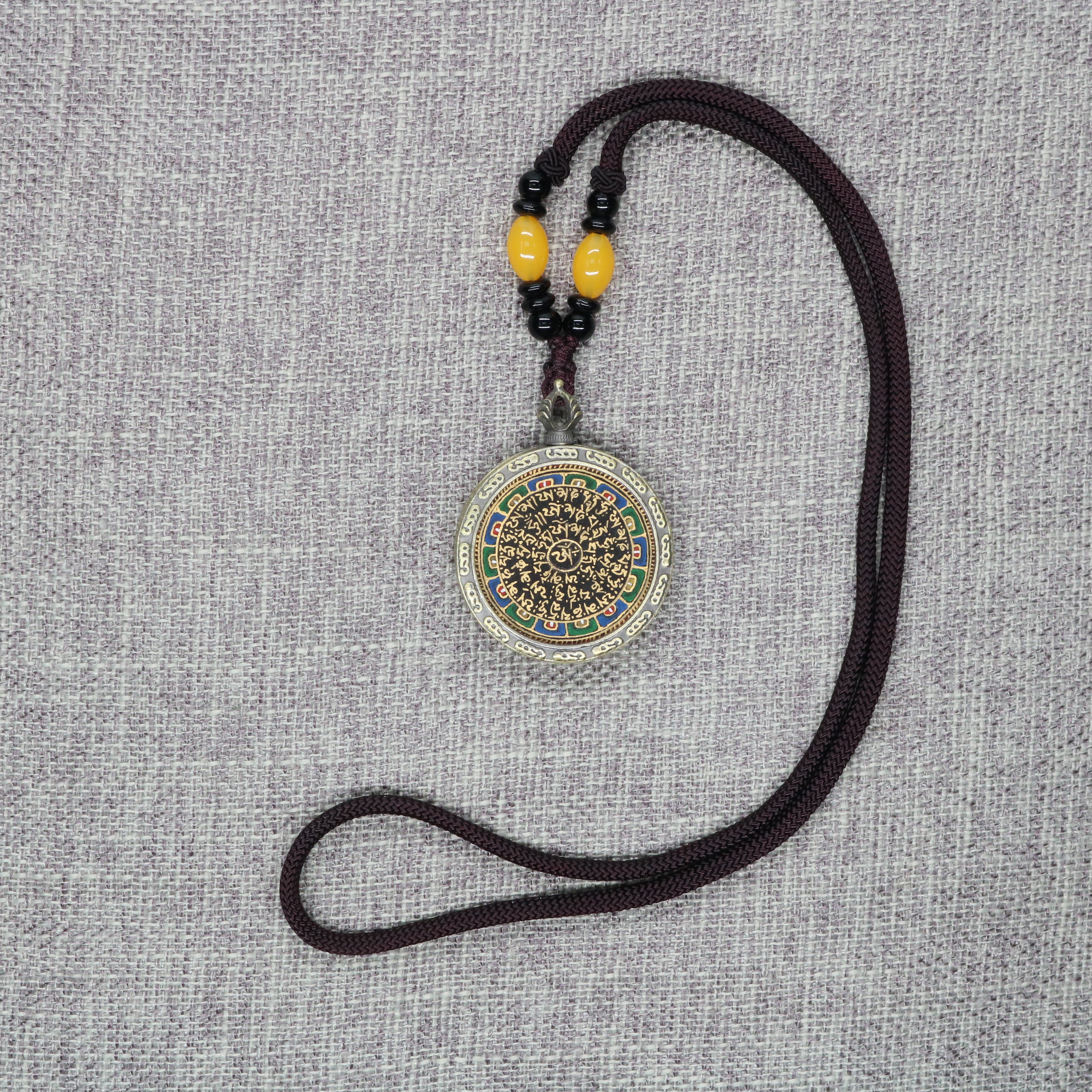 尼泊爾藏式復古圓型唐卡項鏈
