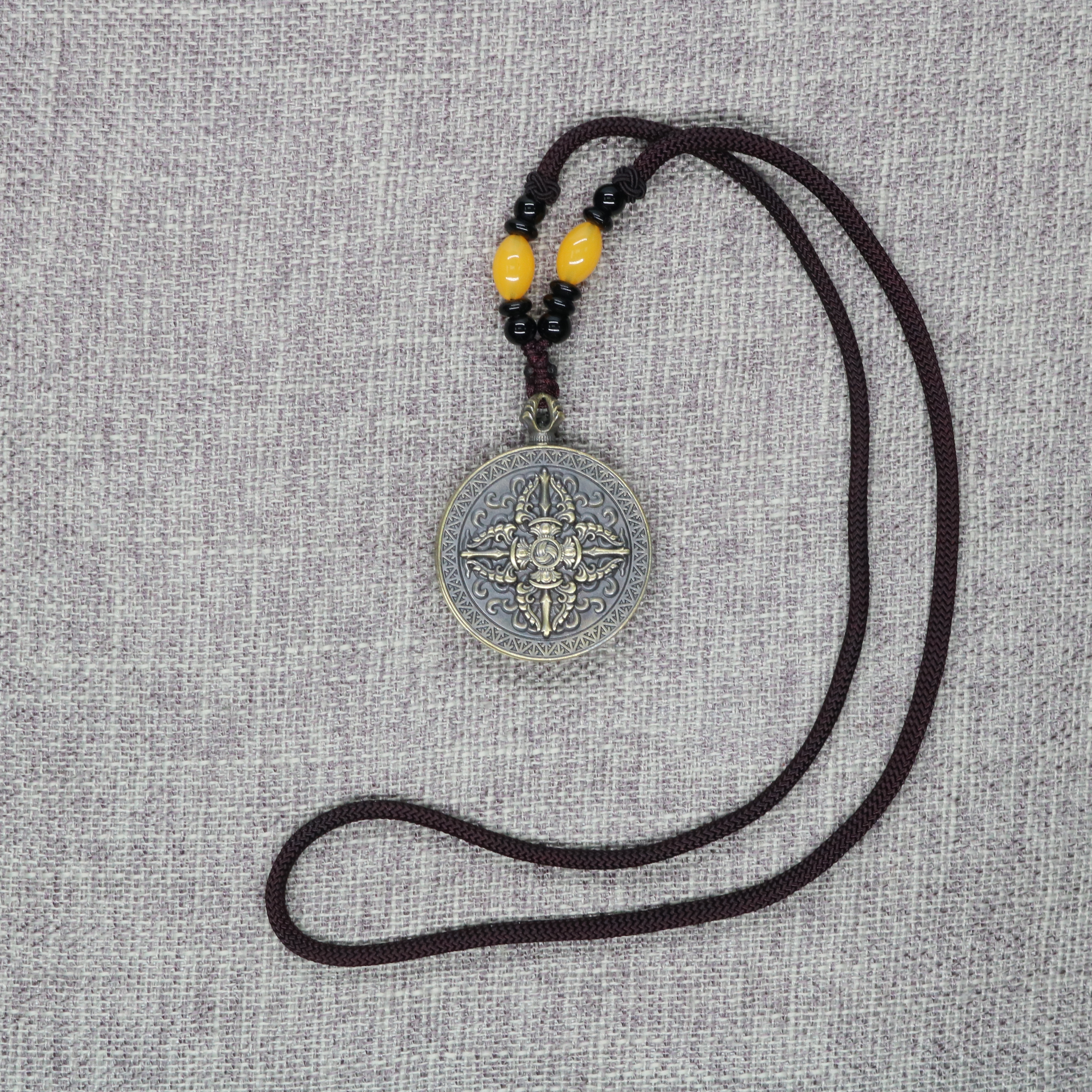 尼泊爾藏式復古圓型唐卡項鏈