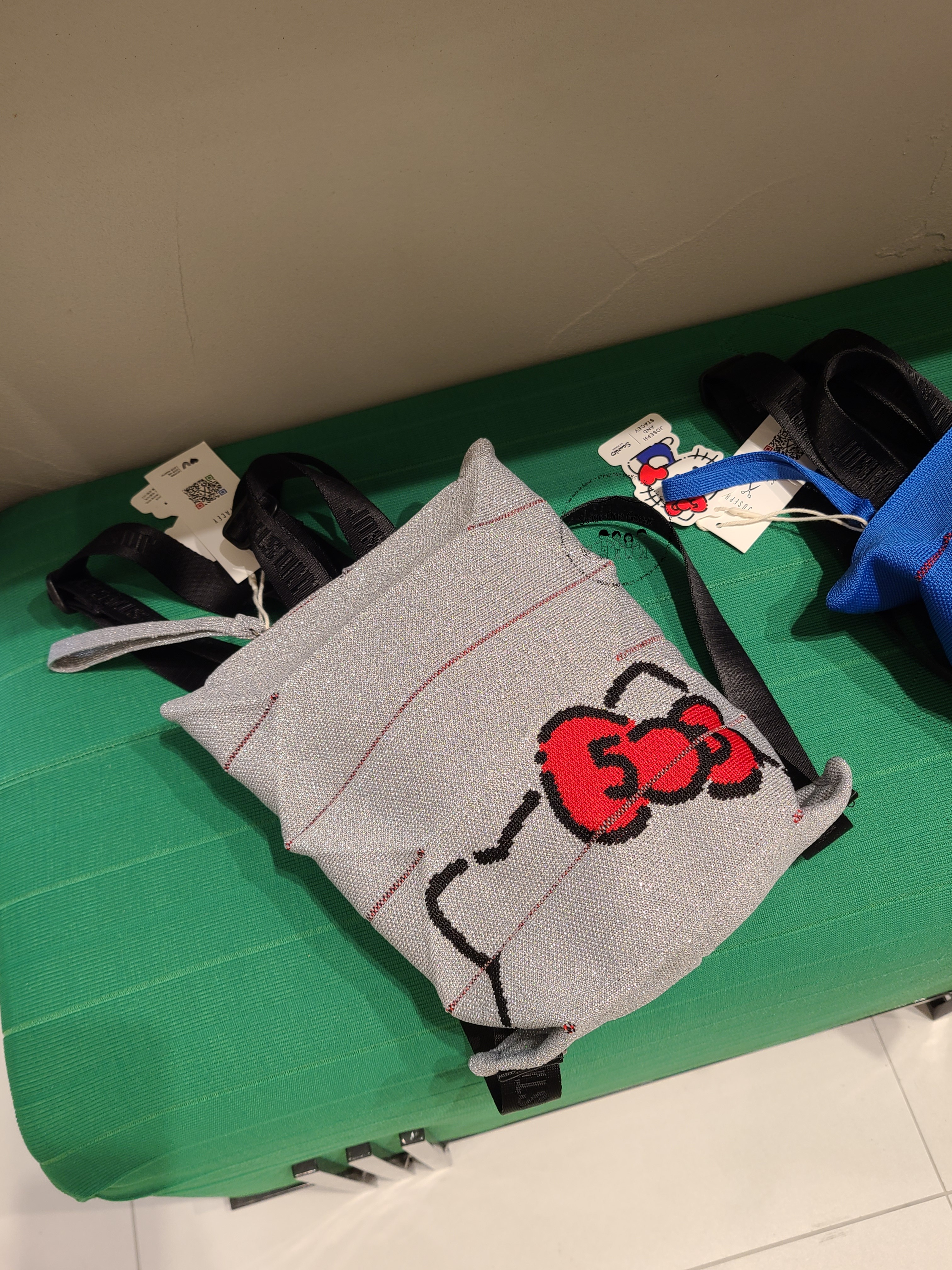 【JOSEPH&STACEY】Lucky Pleats Knit Backpack XS Hello Kitty Lucky Pleats Knit Backpack XS 50th Hello Kitty Platinum